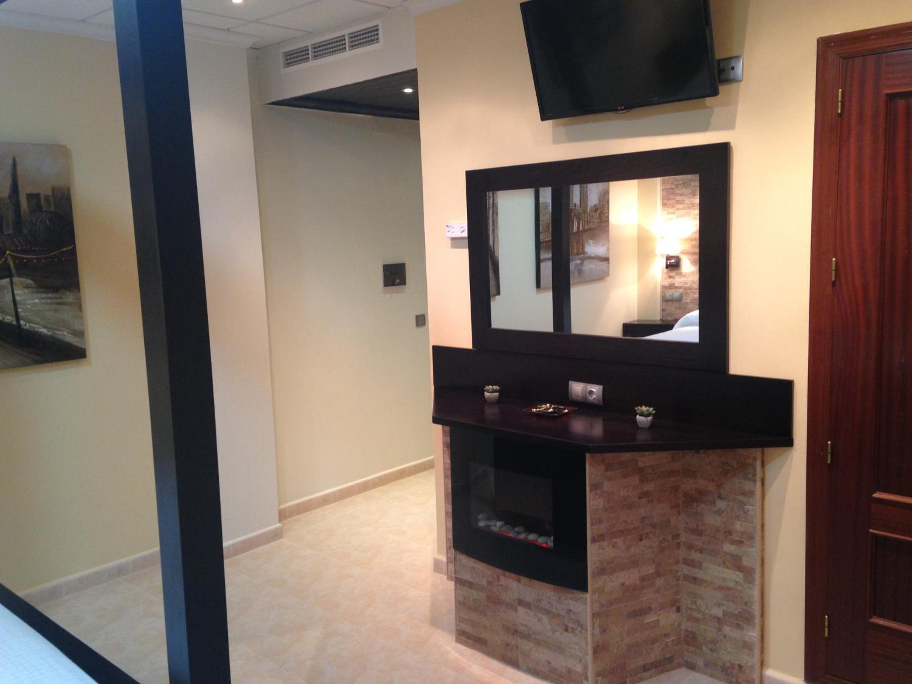 Junior Suite - Photo 22