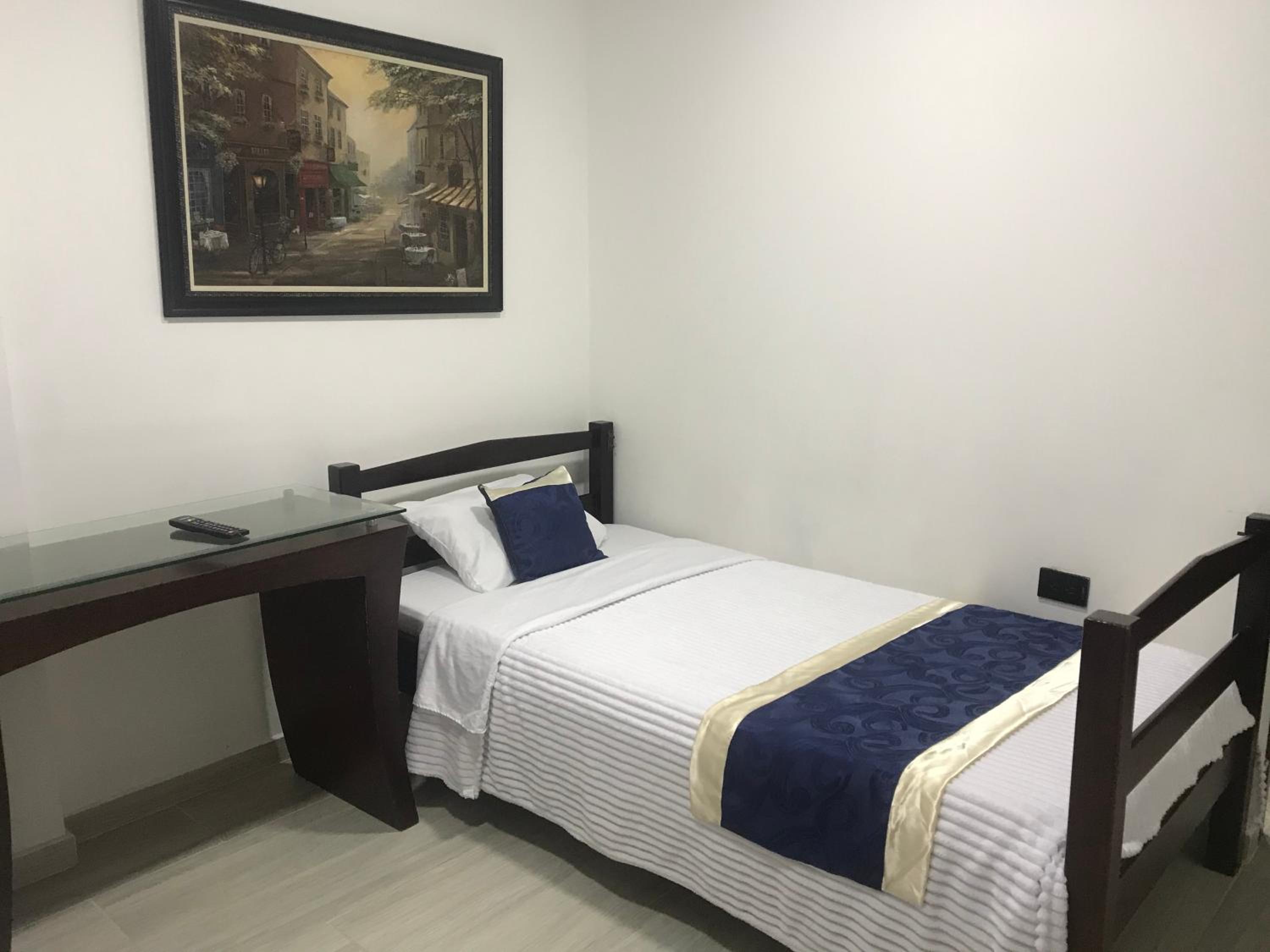 Triple Room with Private Bathroom photo 3