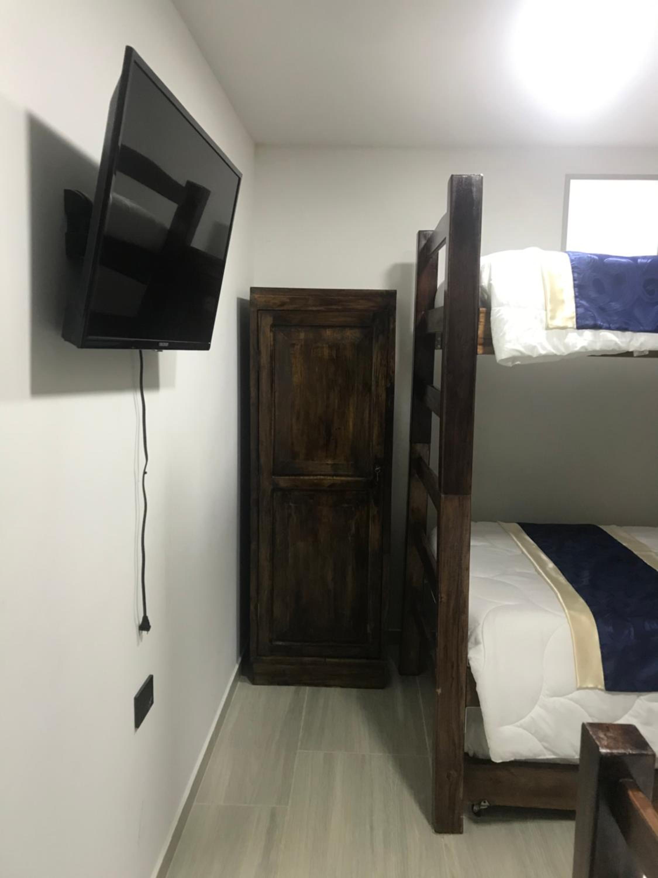 Triple Room with Shared Bathroom photo 3