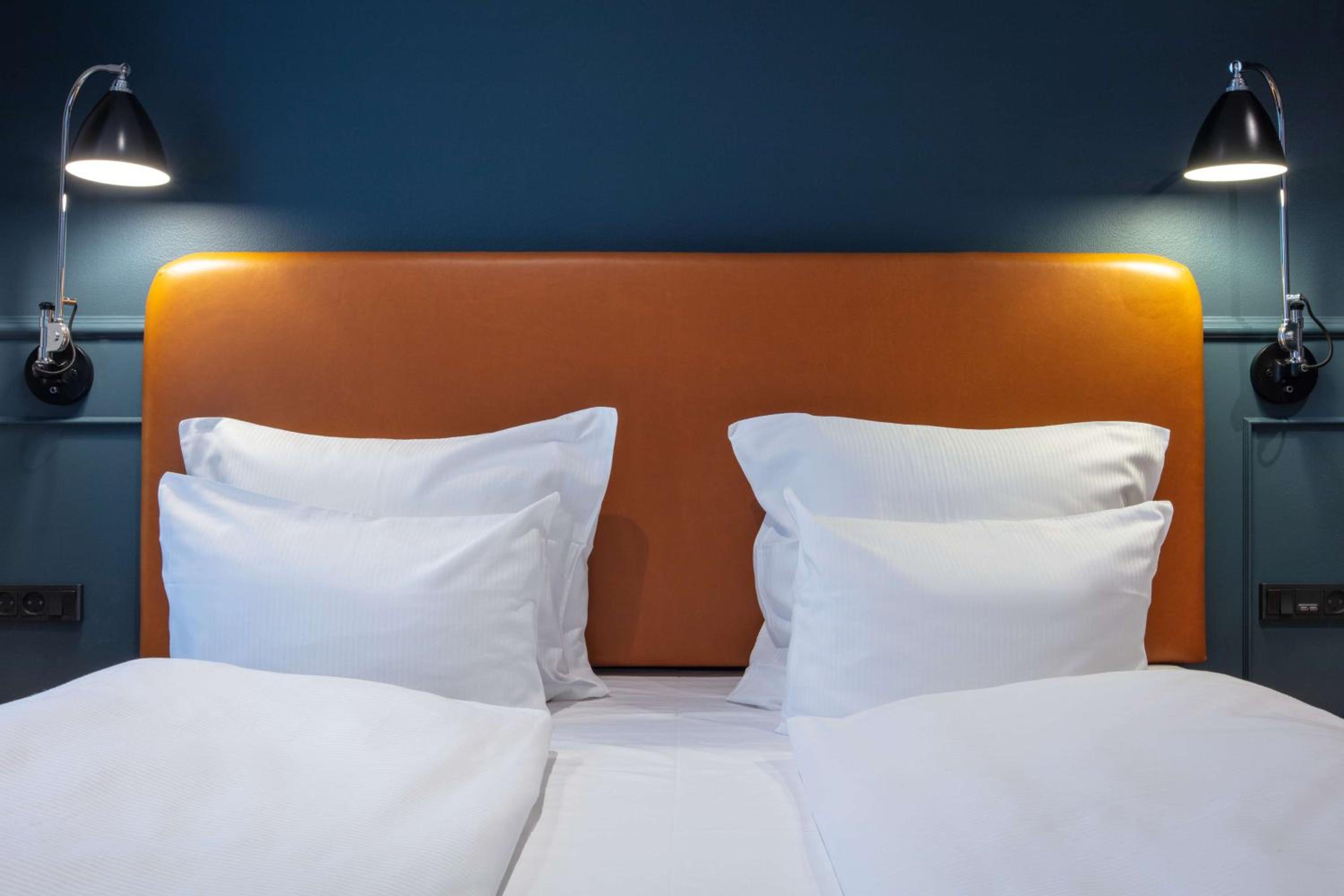 Premium Room - Photo 9