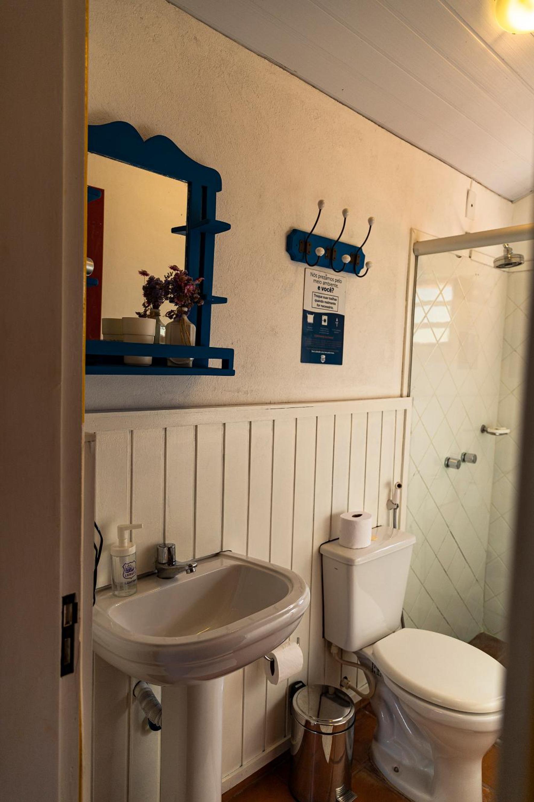 Deluxe Chalet (2 Adults) photo 3