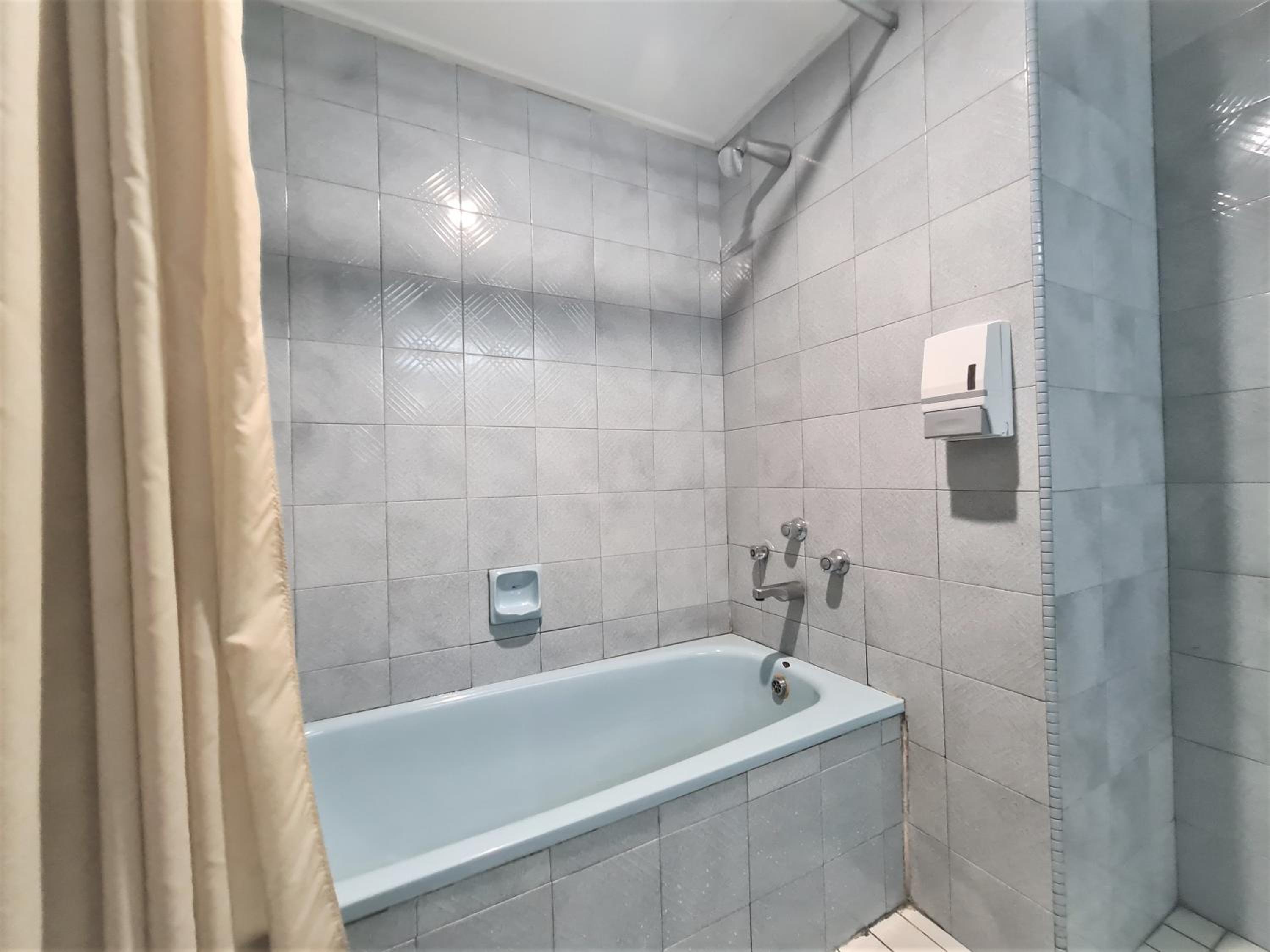 Standard Double Room - Photo 5