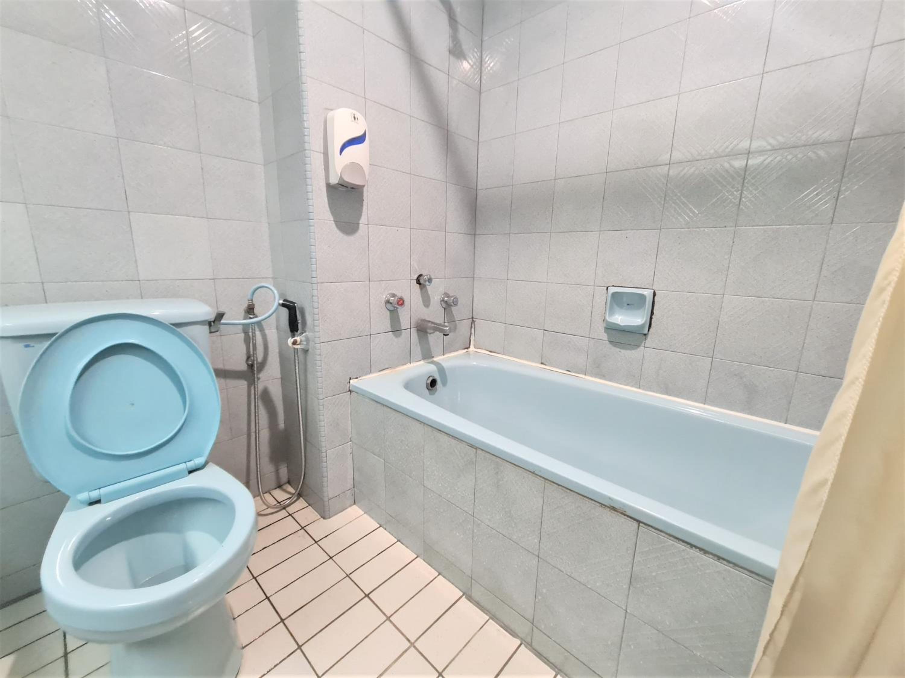 Standard Twin Room - Photo 2
