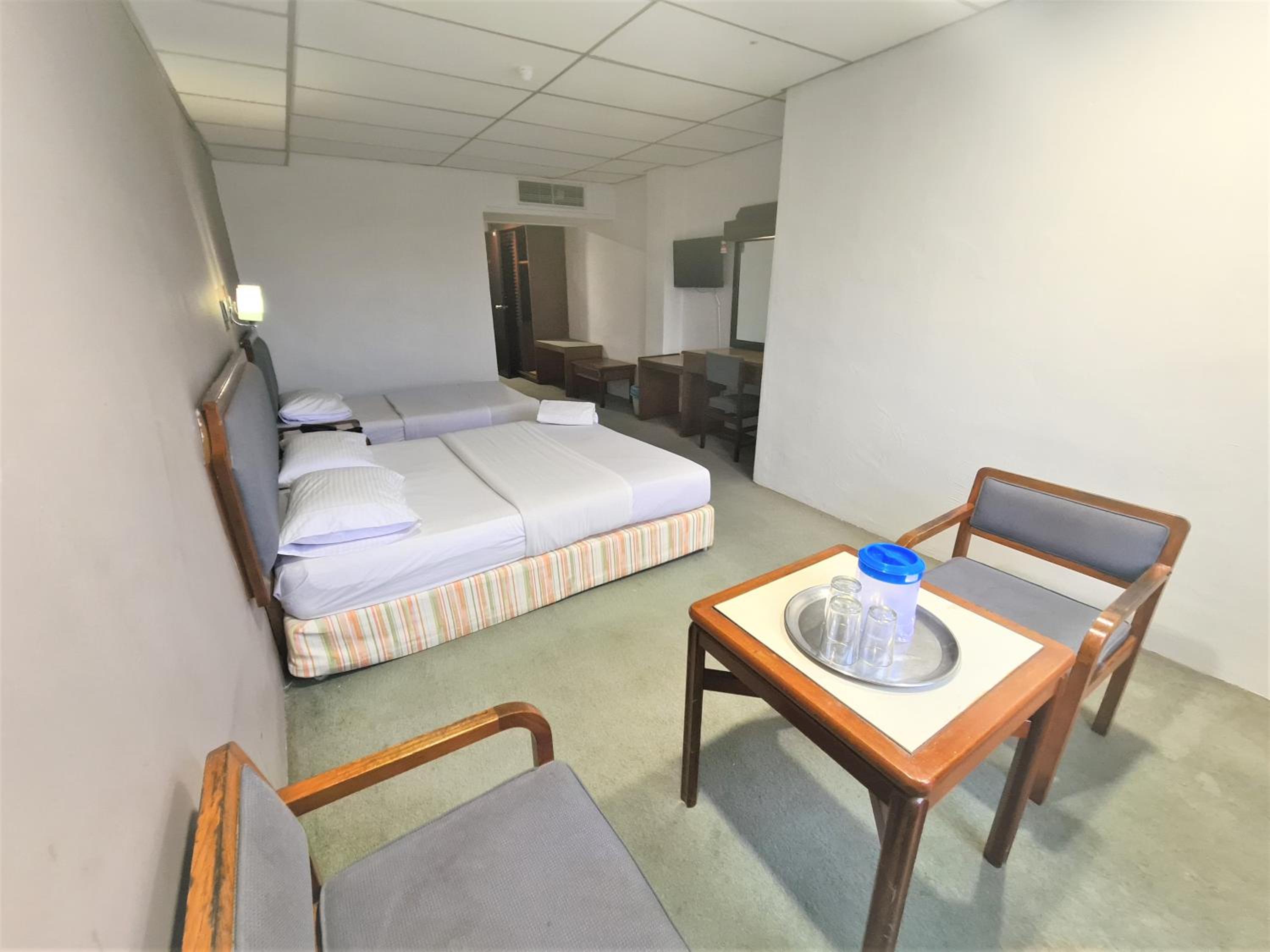 Superior Suite - Photo 3
