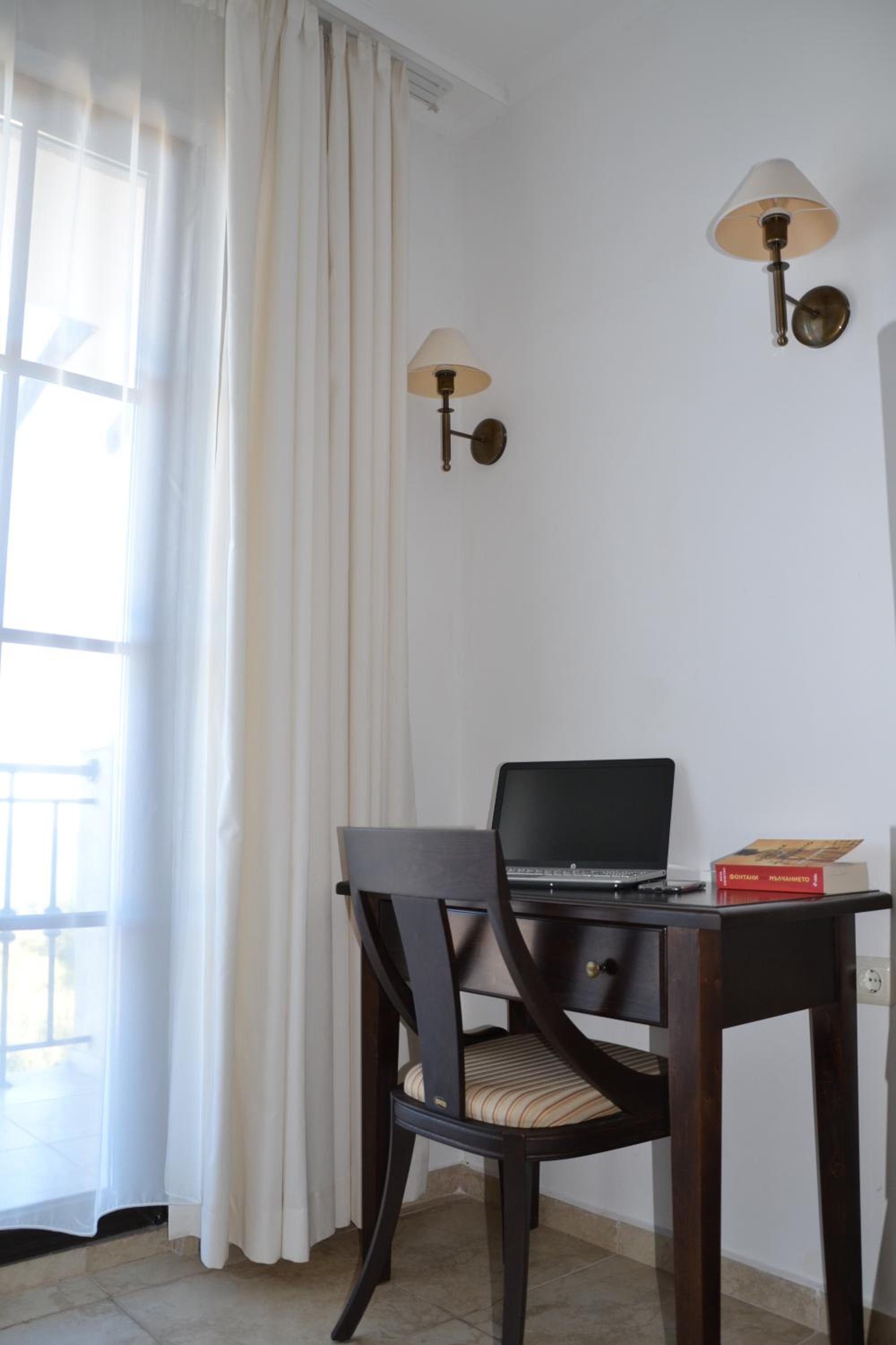 Apartment with Sea View photo 3