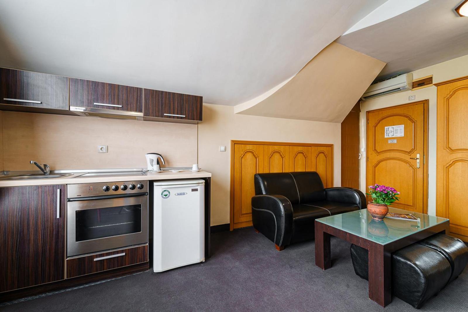 Double or Twin Room - Photo 7