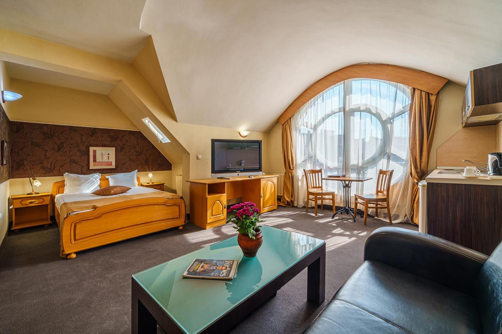 Double or Twin Room - Photo 20