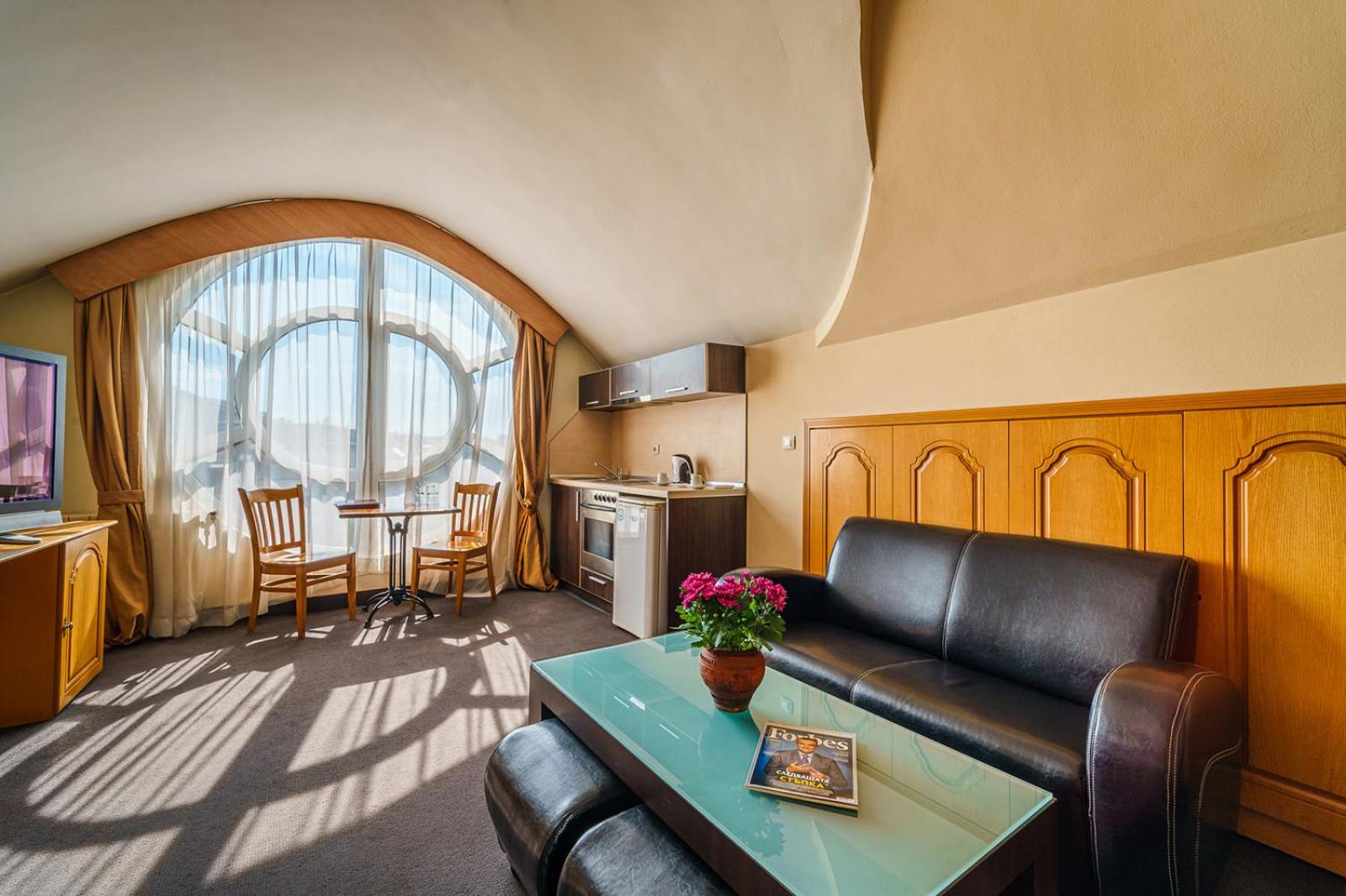 Double or Twin Room - Photo 12