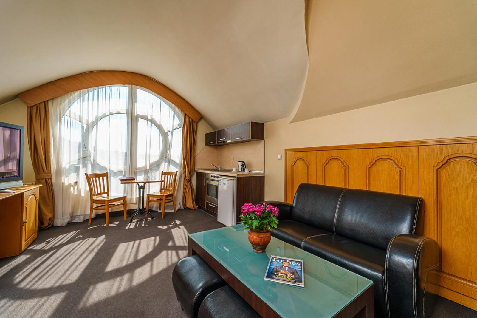 Double or Twin Room - Photo 23