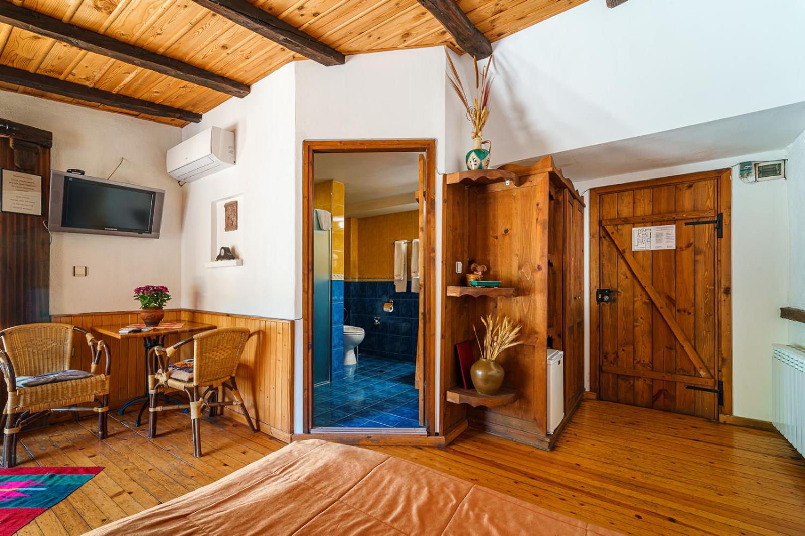 Twin Room with Garden View - Photo 26