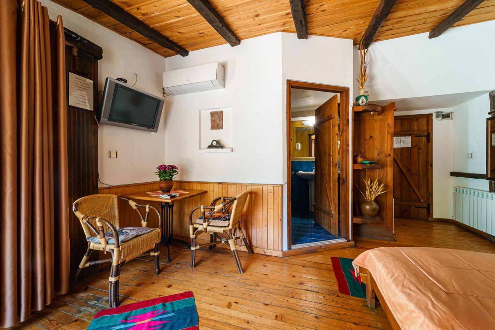 Twin Room with Garden View - Photo 5