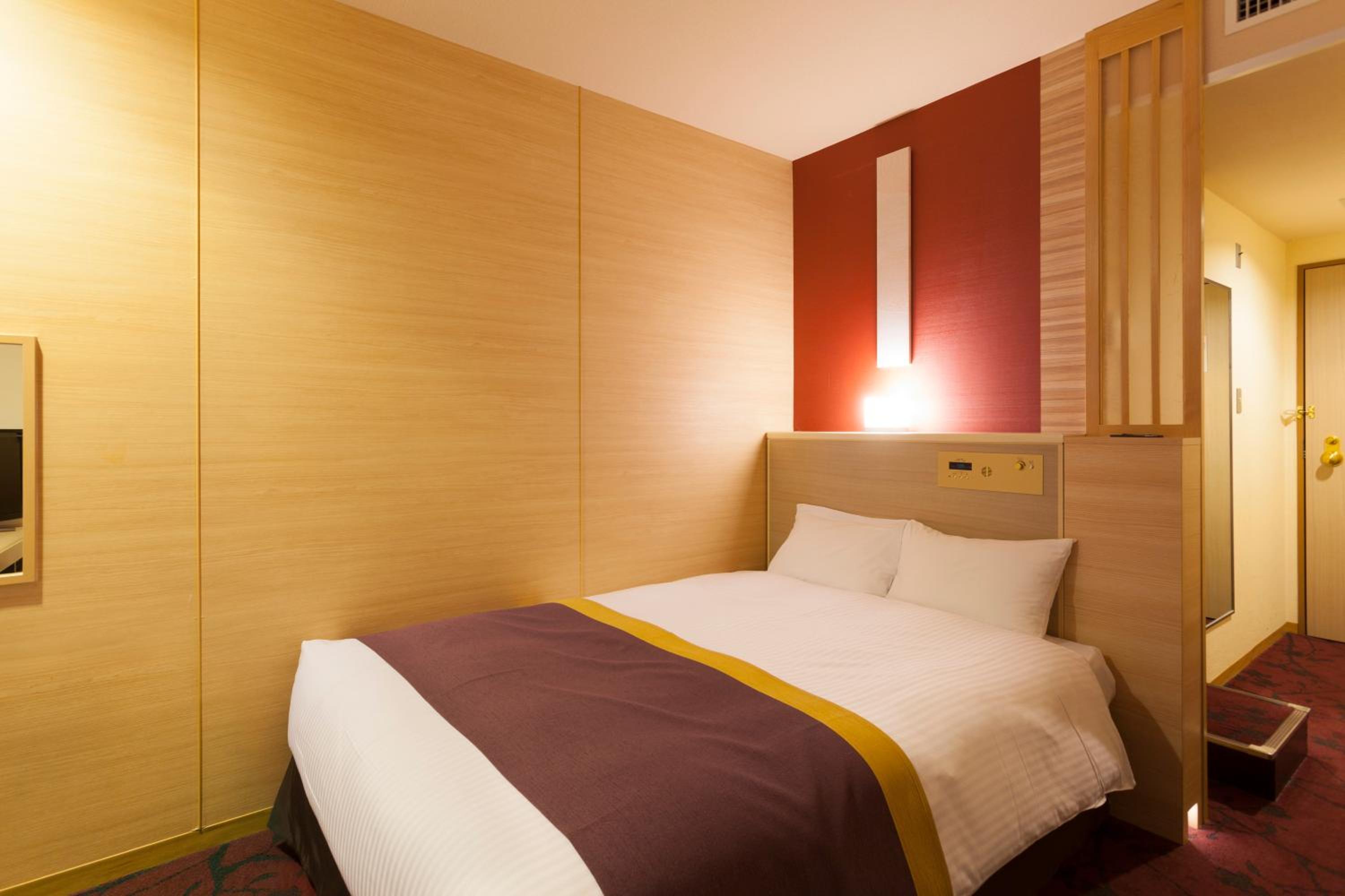 Double Room - Non-Smoking  - Photo 1