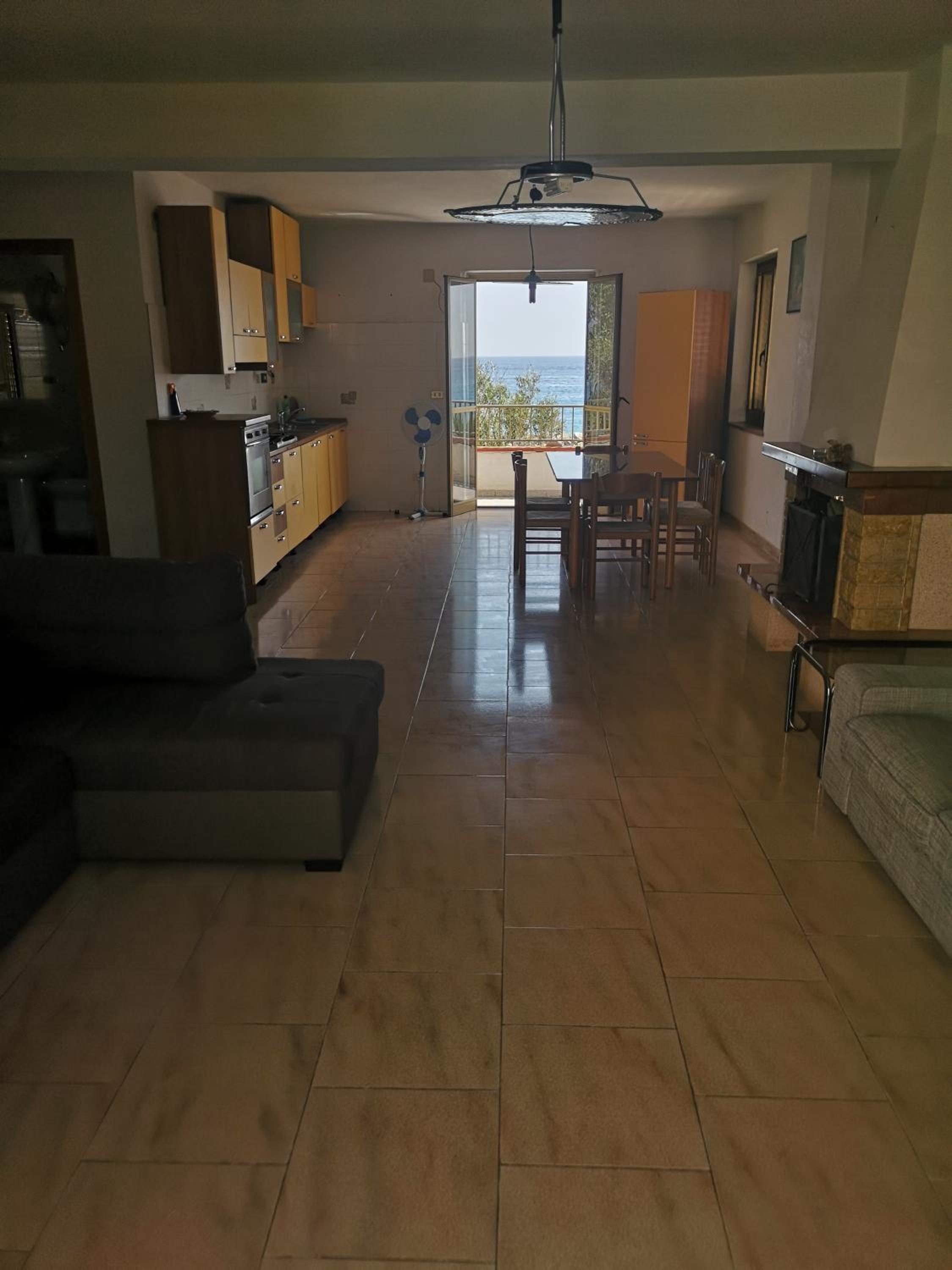 Apartment With Sea View