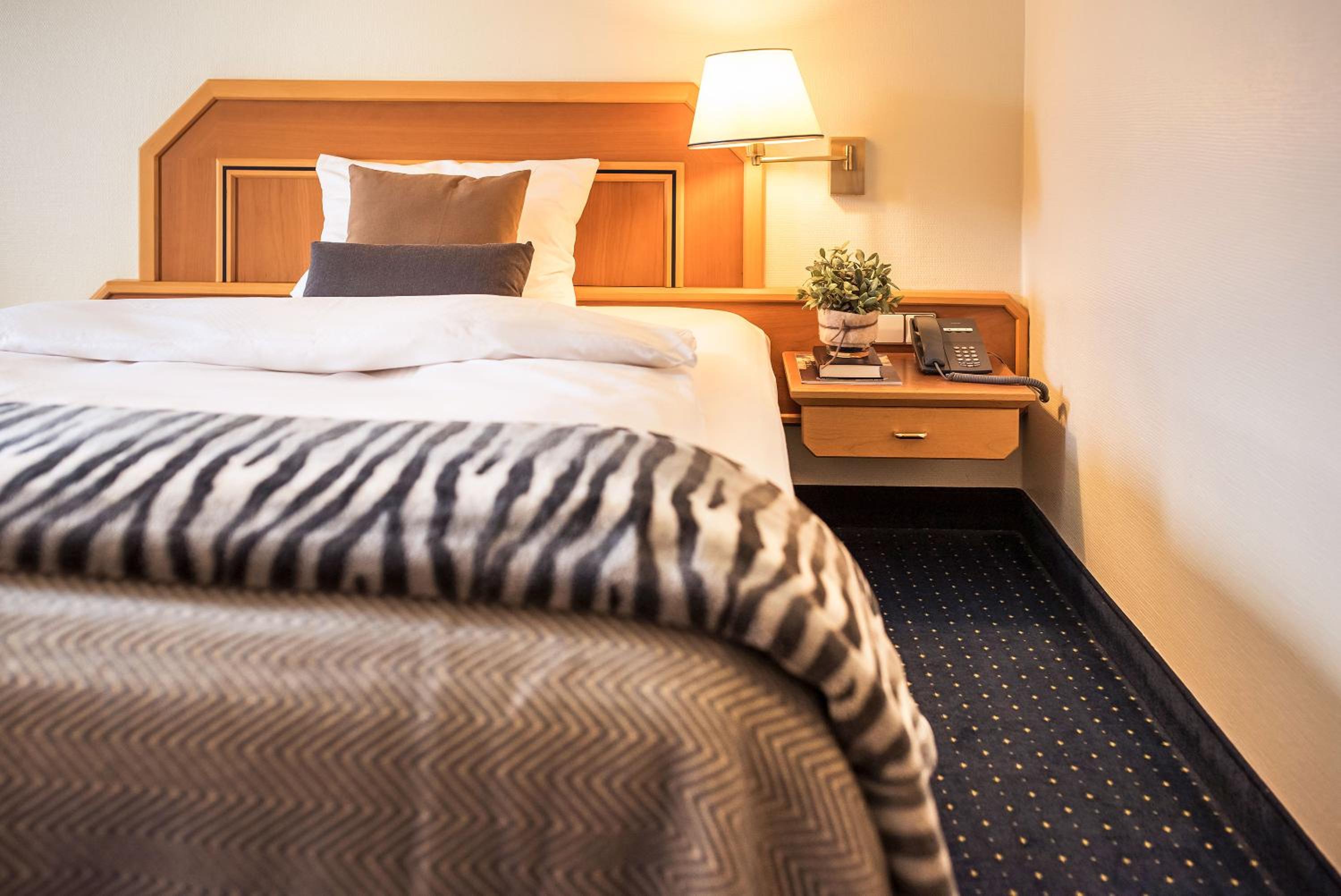 Small Double Room photo 1