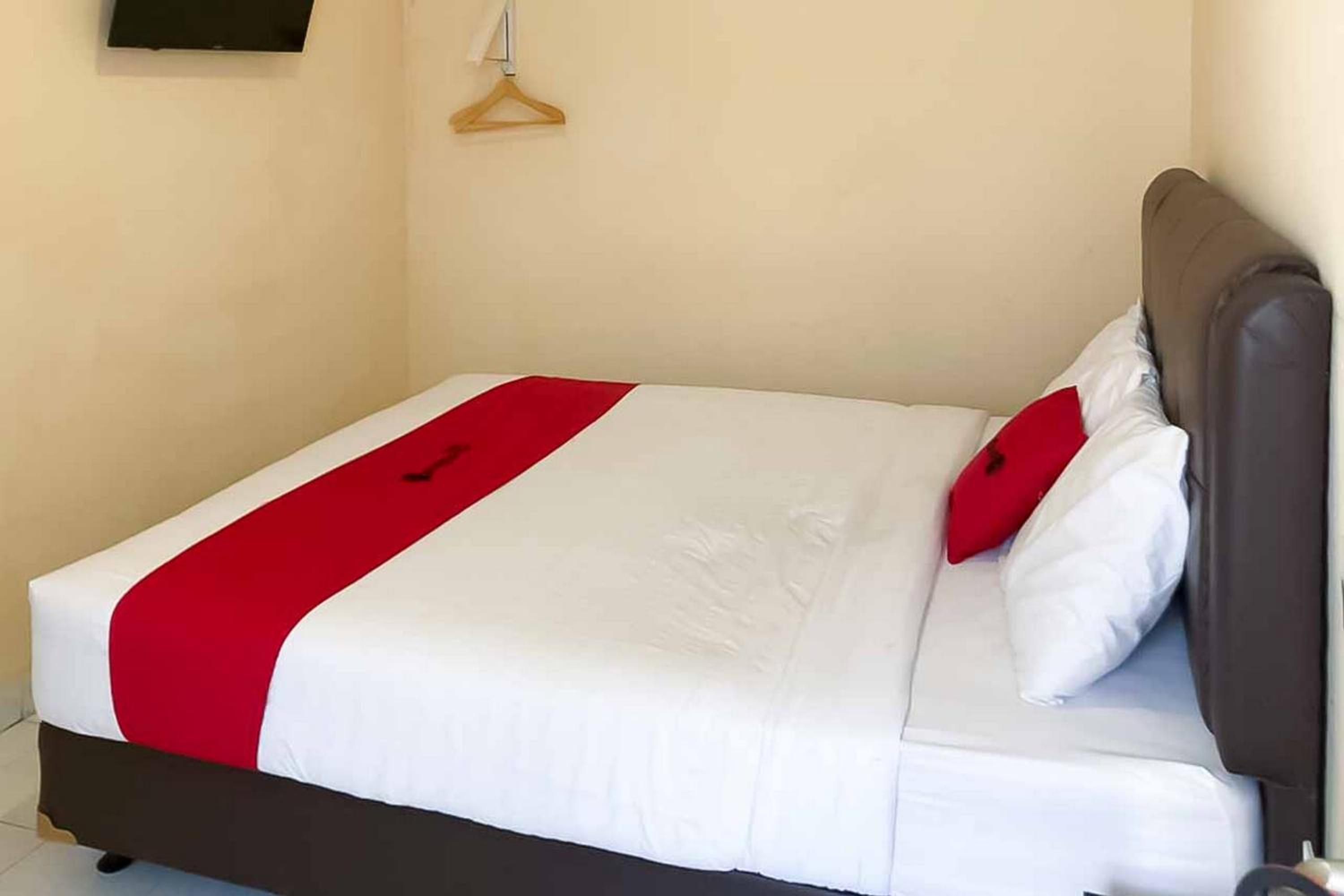 Double Room - Photo 2
