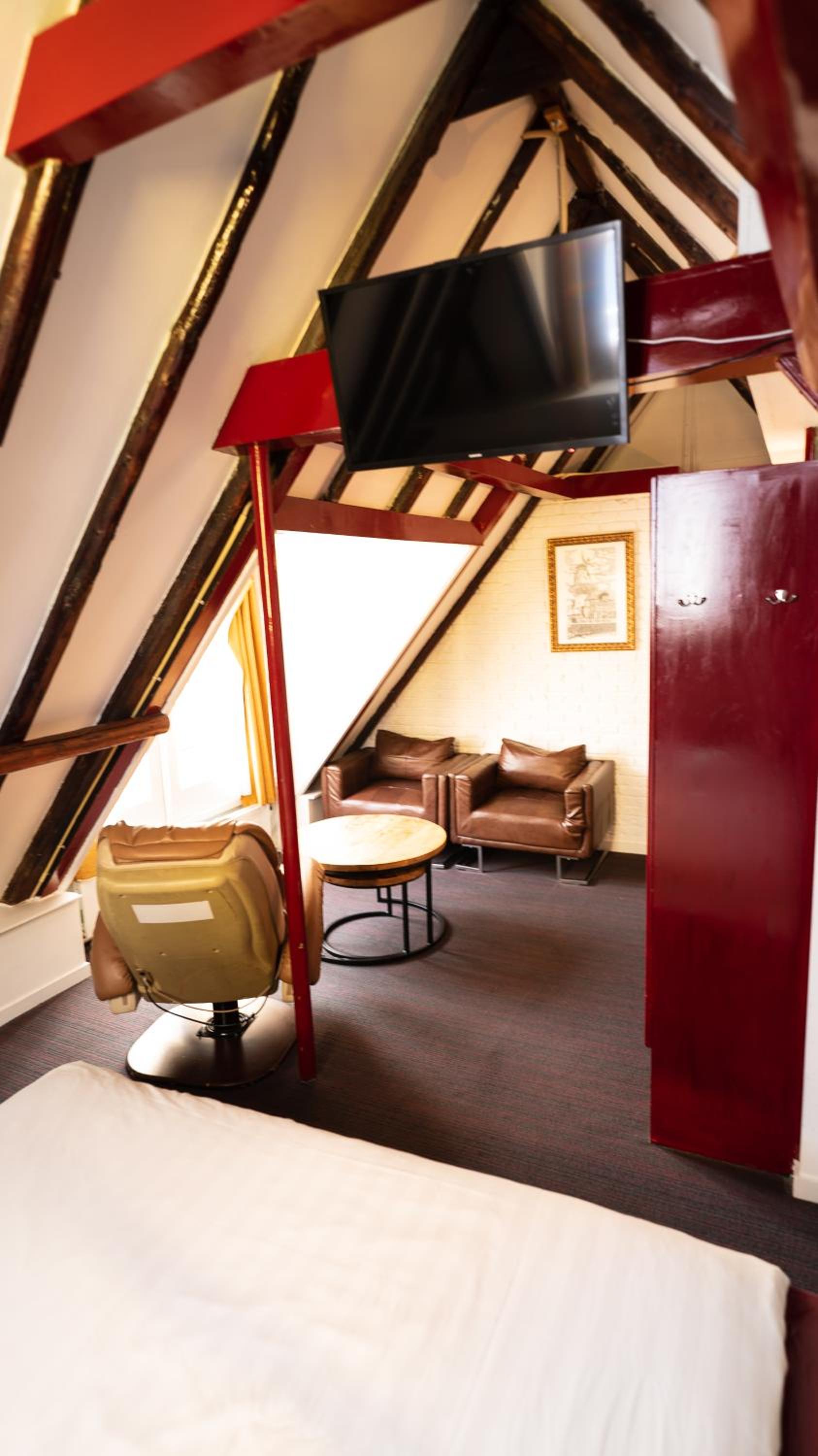 Deluxe Double Room with Bath photo 3
