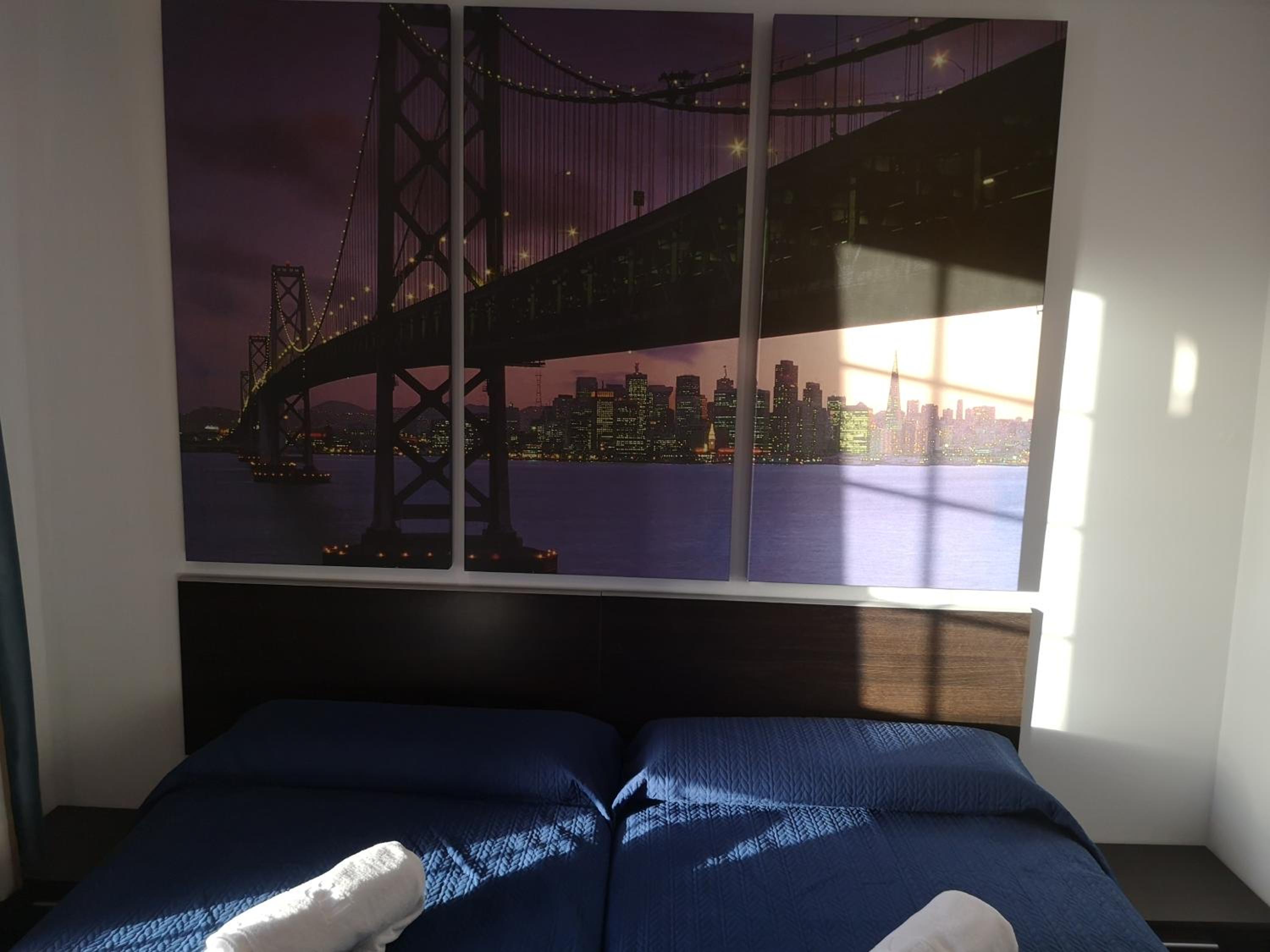 Double or Twin Room with Private Bathroom - Photo 1