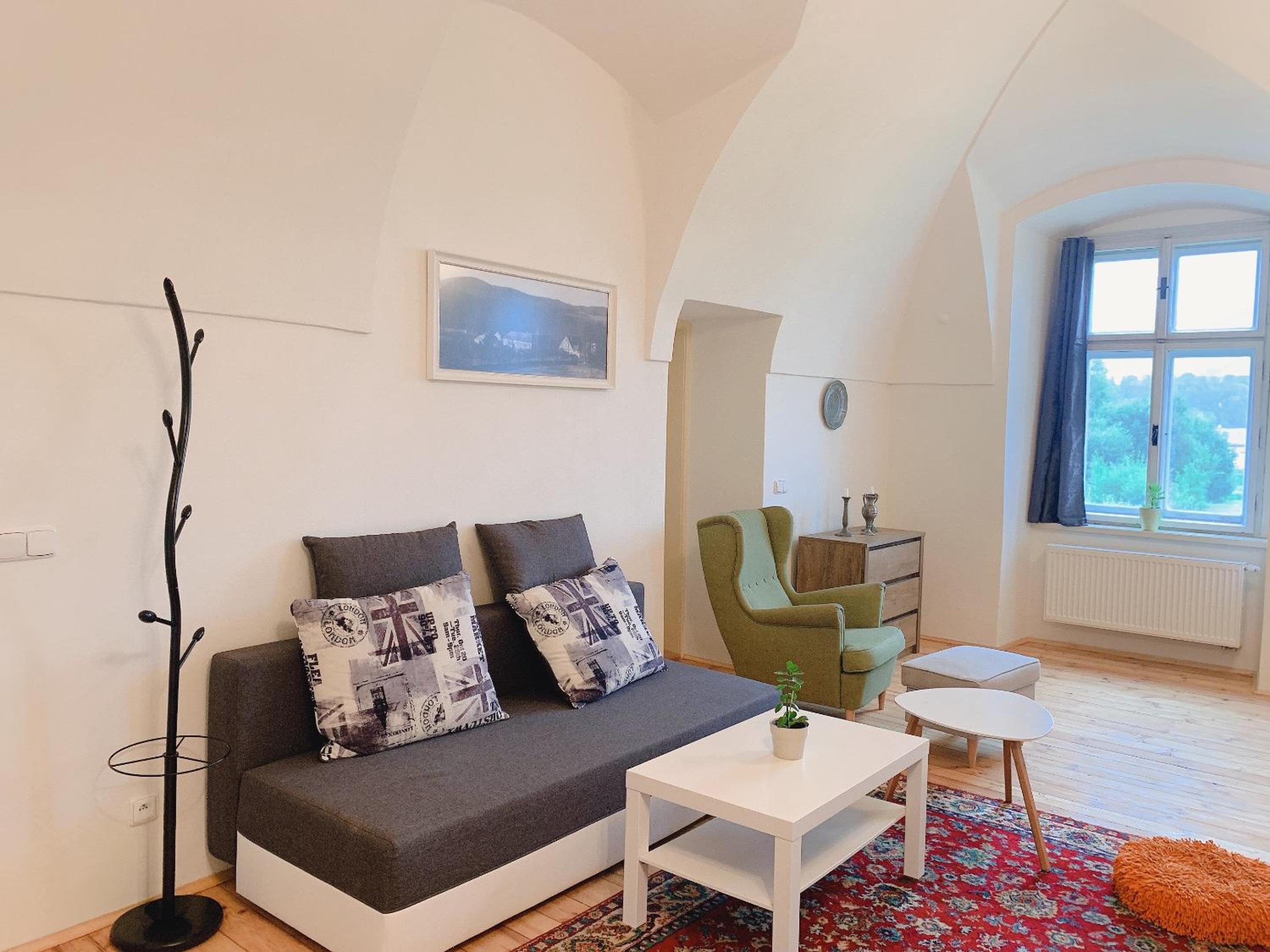 Two-Bedroom Apartment - Photo 5