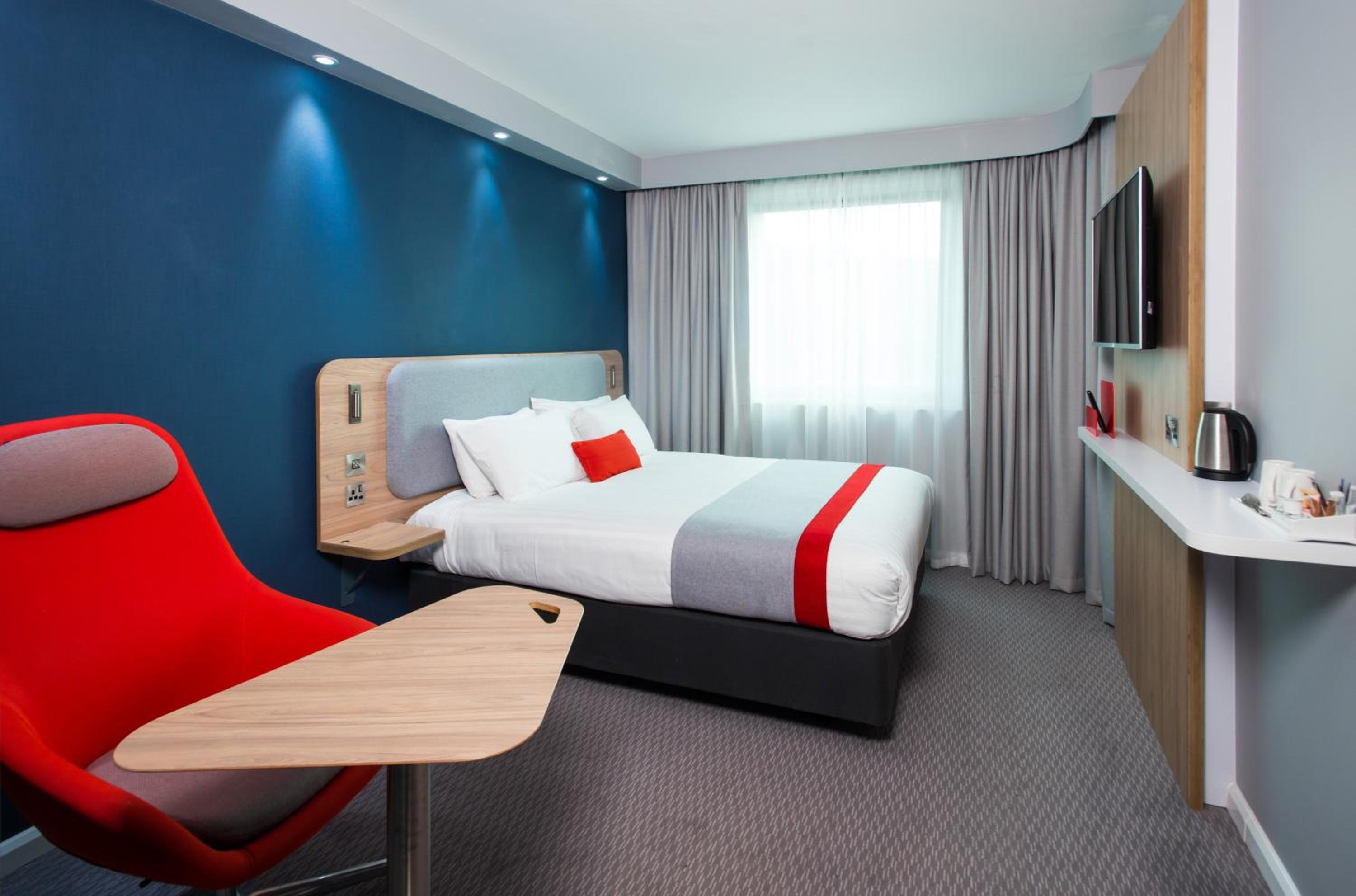 Standard Double Room with Free Hot Breakfast photo 2