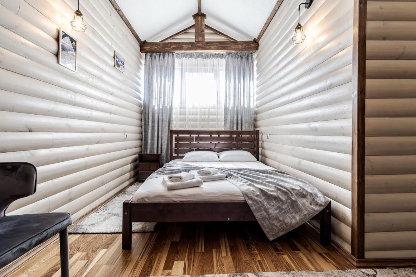 Double Room with Extra Bed photo 3