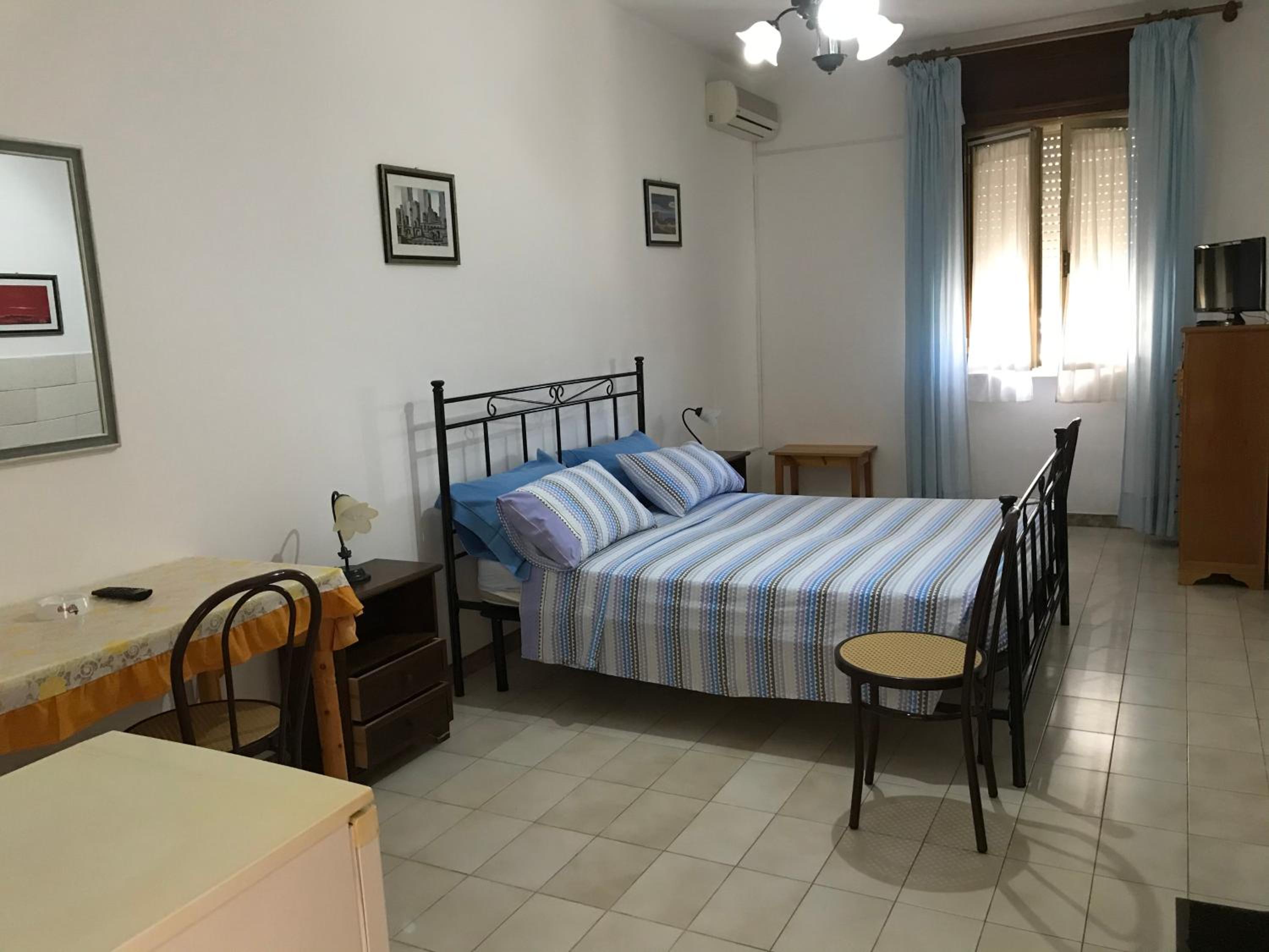 Double Room - Photo 19