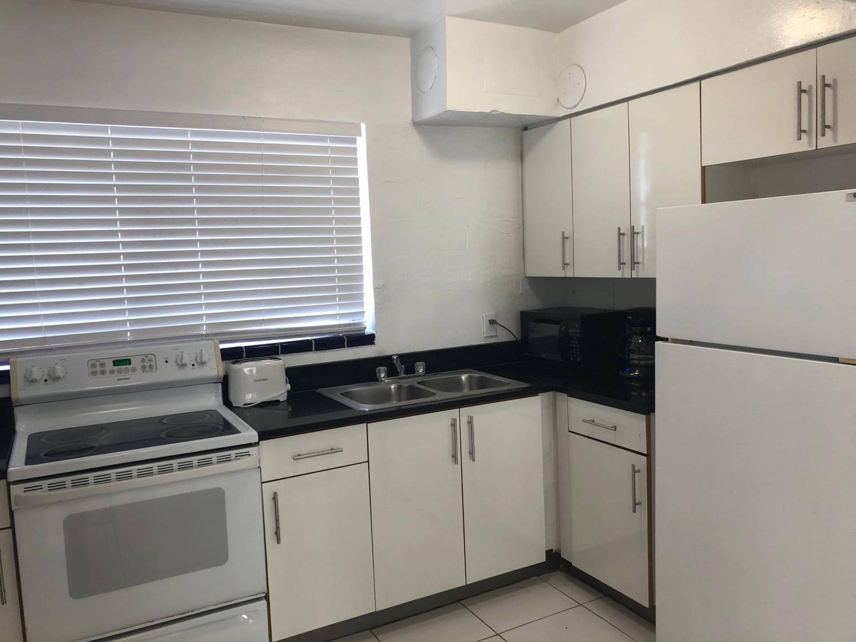 Two Bedrooms Family Apartment with Kitchenette - Free Parking - Photo 12