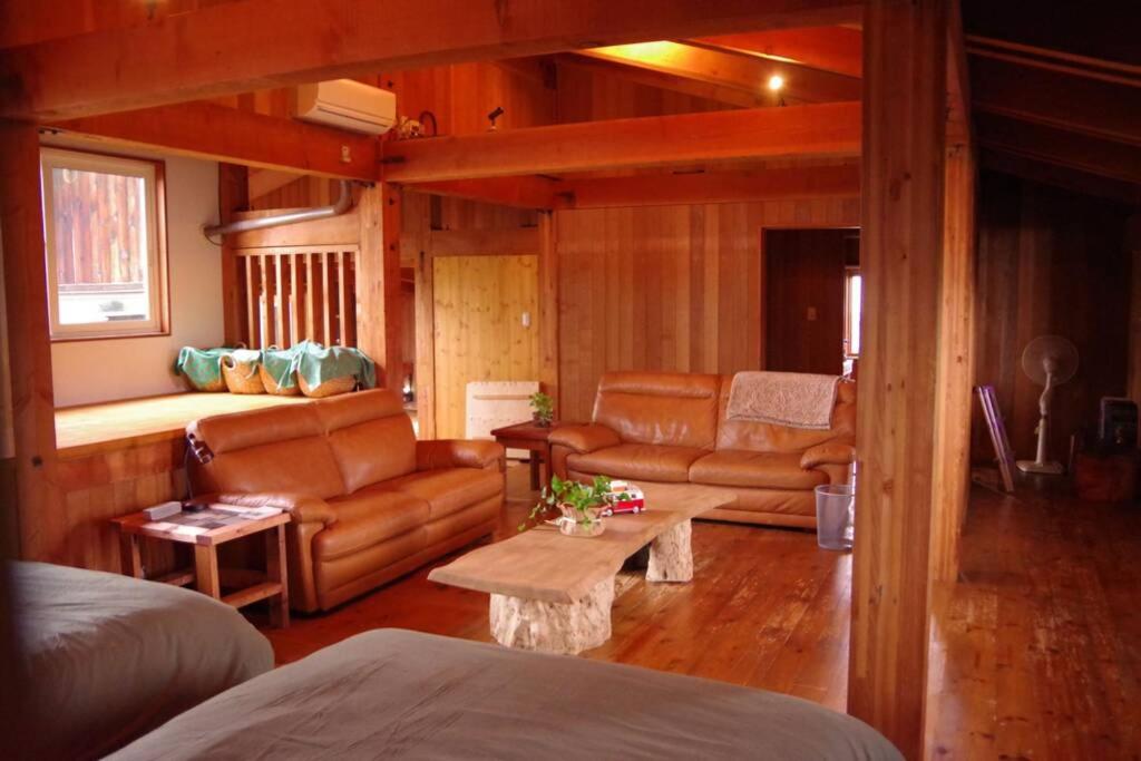 Two-Bedroom House - Photo 1