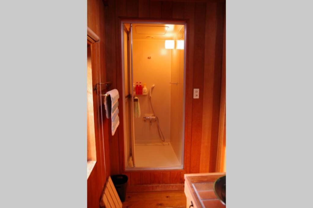 Two-Bedroom House - Photo 22