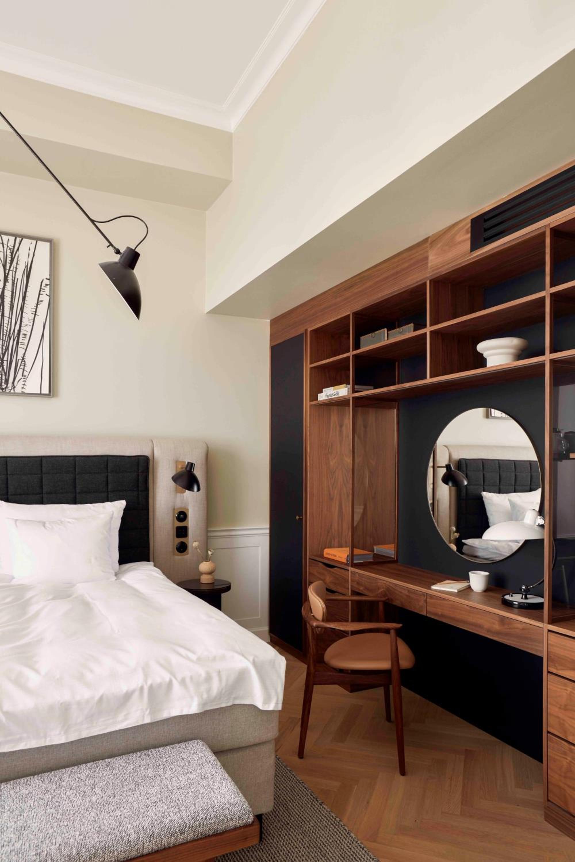 Junior Suite thumbnail 6