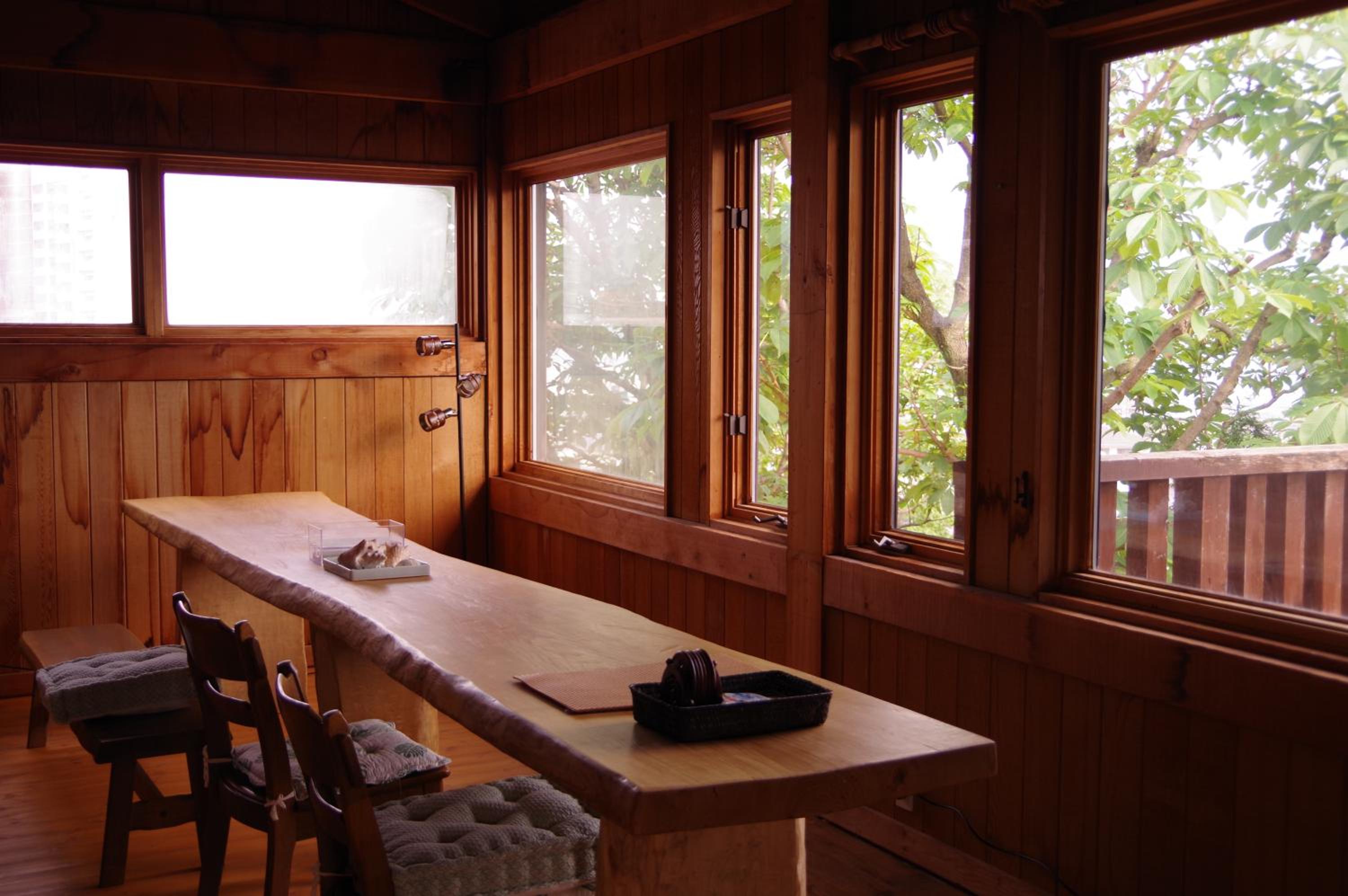Two-Bedroom House - Photo 4