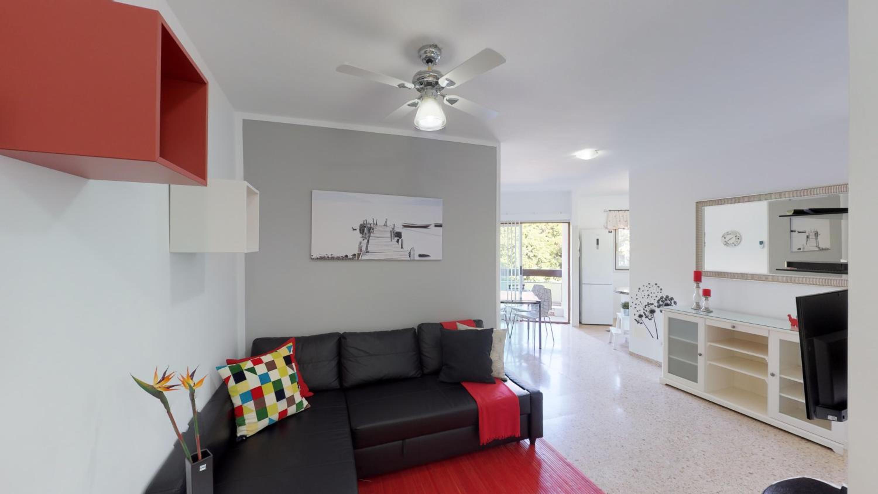 Apartment - Photo 2