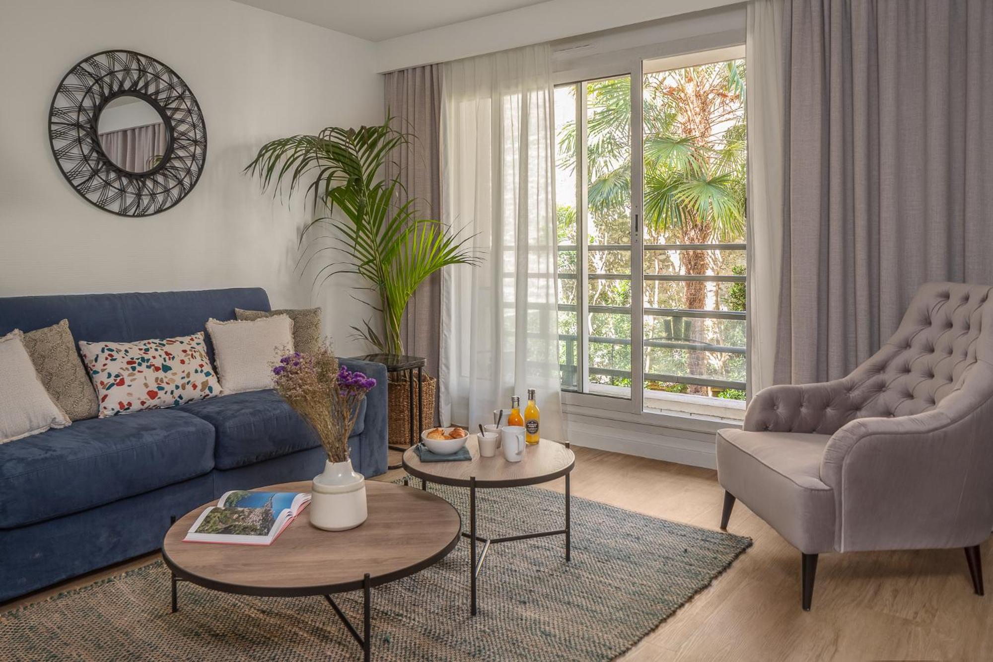 Premium Two-Bedroom Apartment photo 2