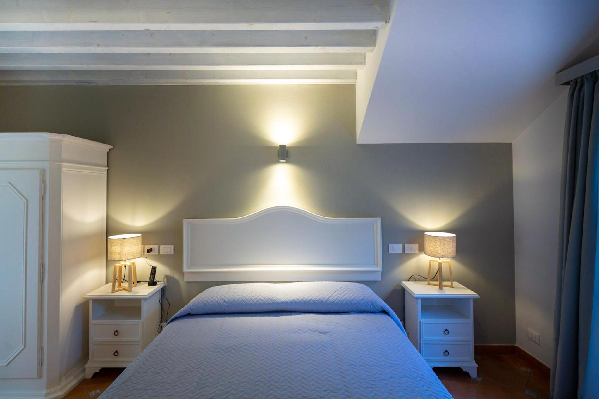Double or Twin Room - Photo 4