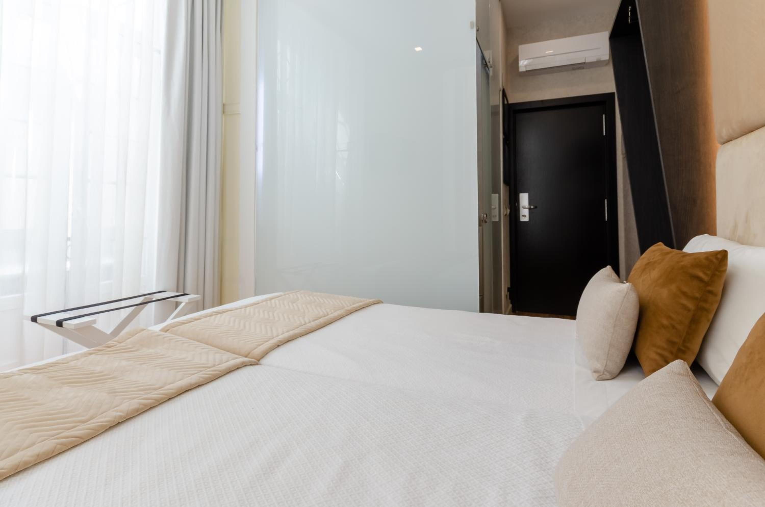 Superior Double Room - Photo 5