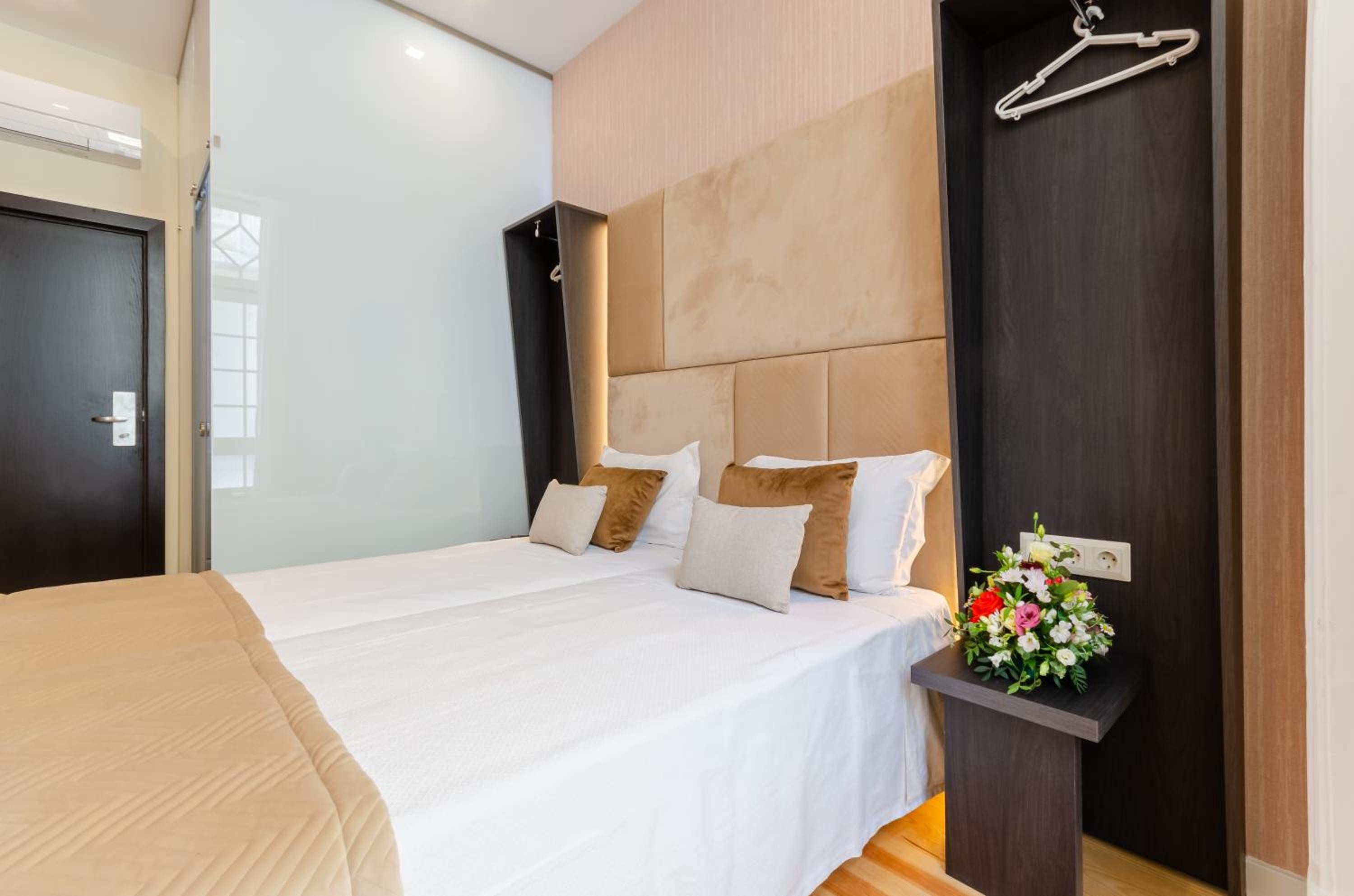 Superior Double Room - Photo 11