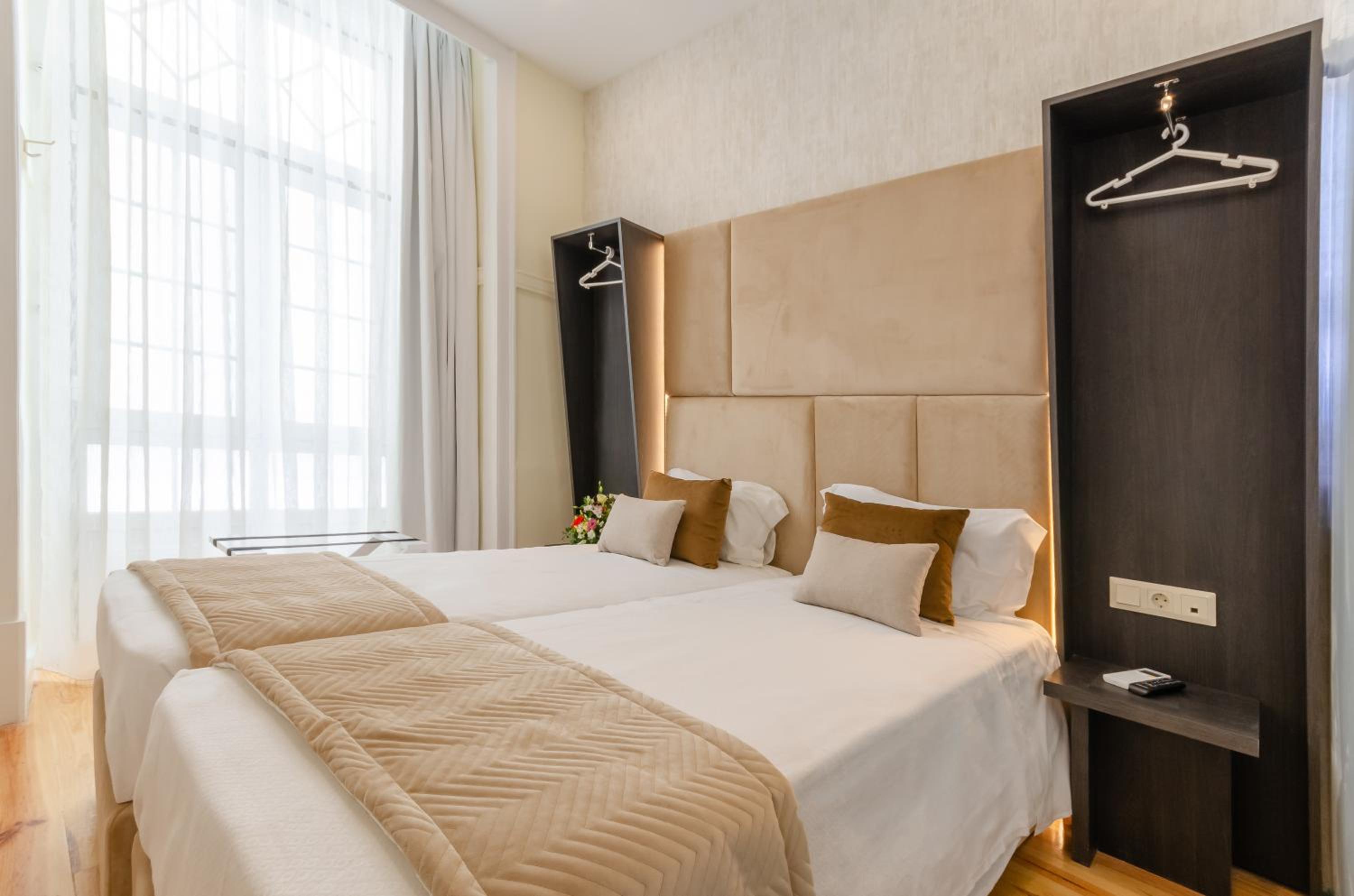 Superior Double Room - Photo 2