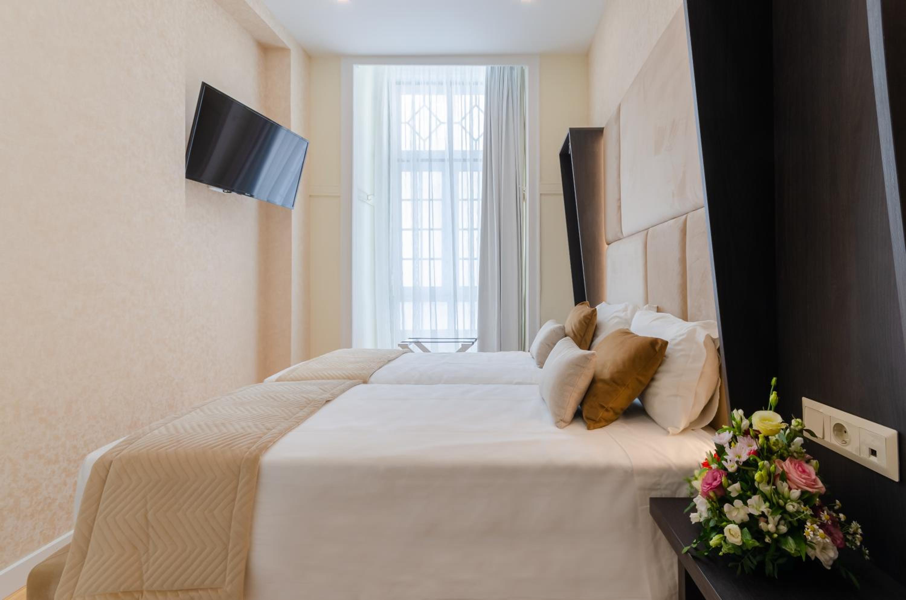 Superior Double Room - Photo 18