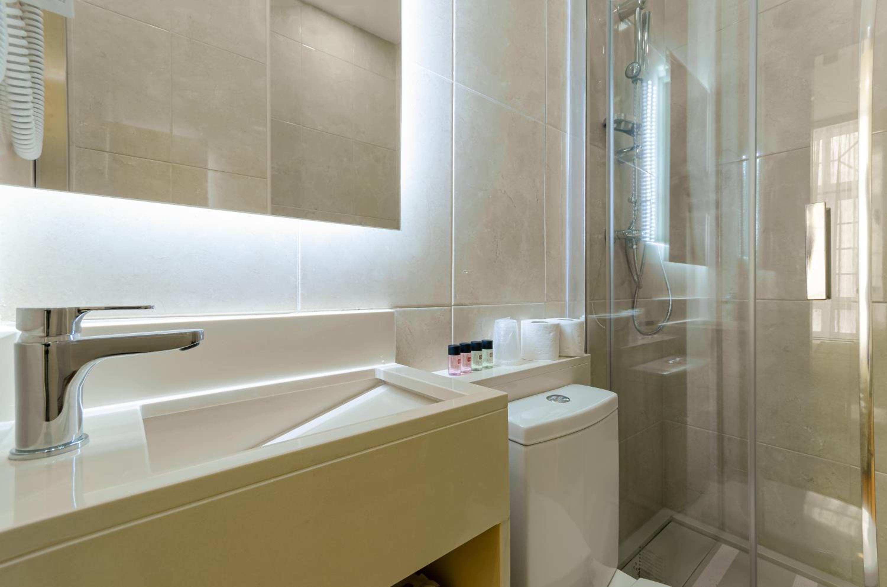 Superior Double Room - Photo 19