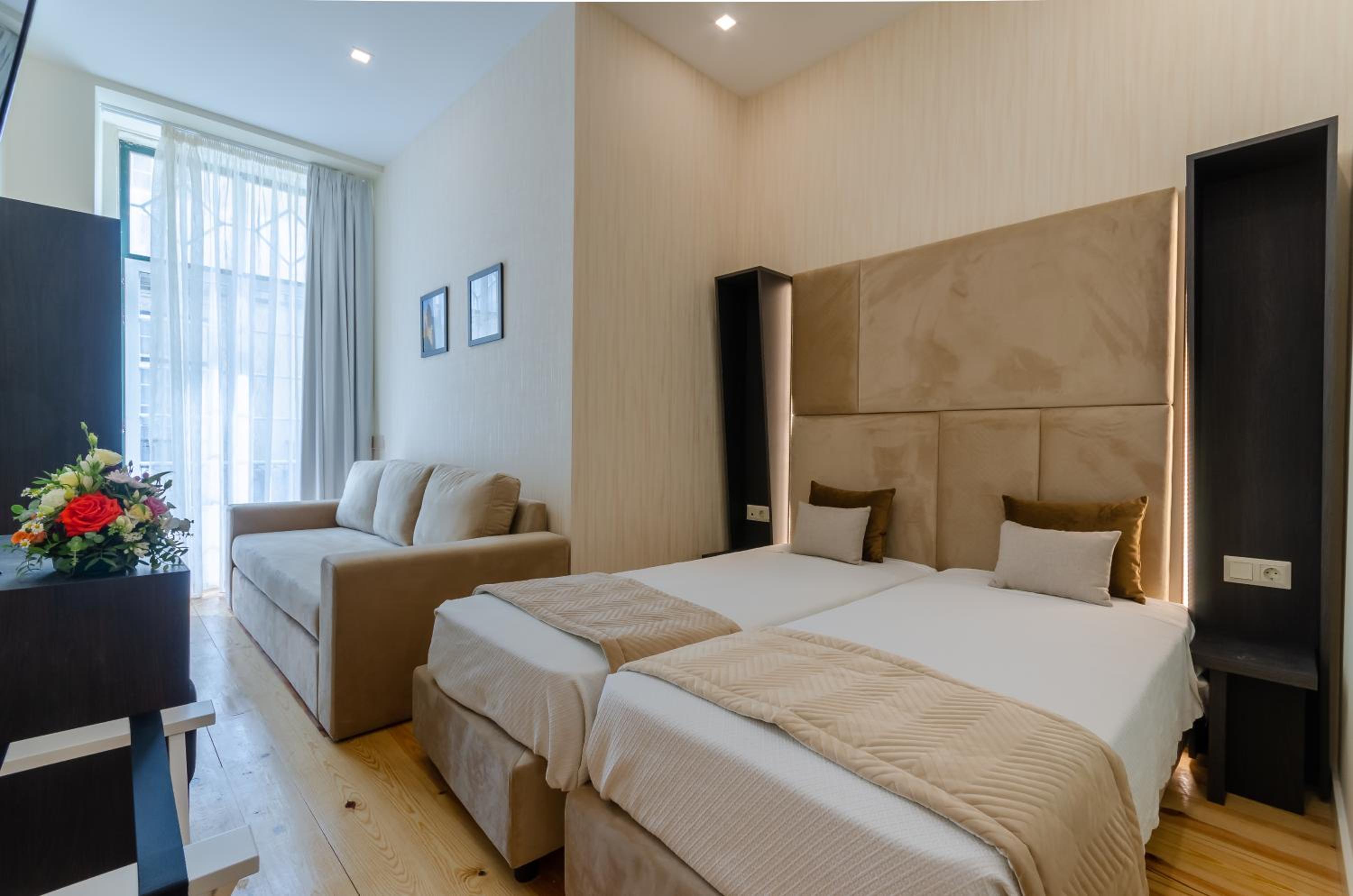 Superior Twin Room - Photo 1
