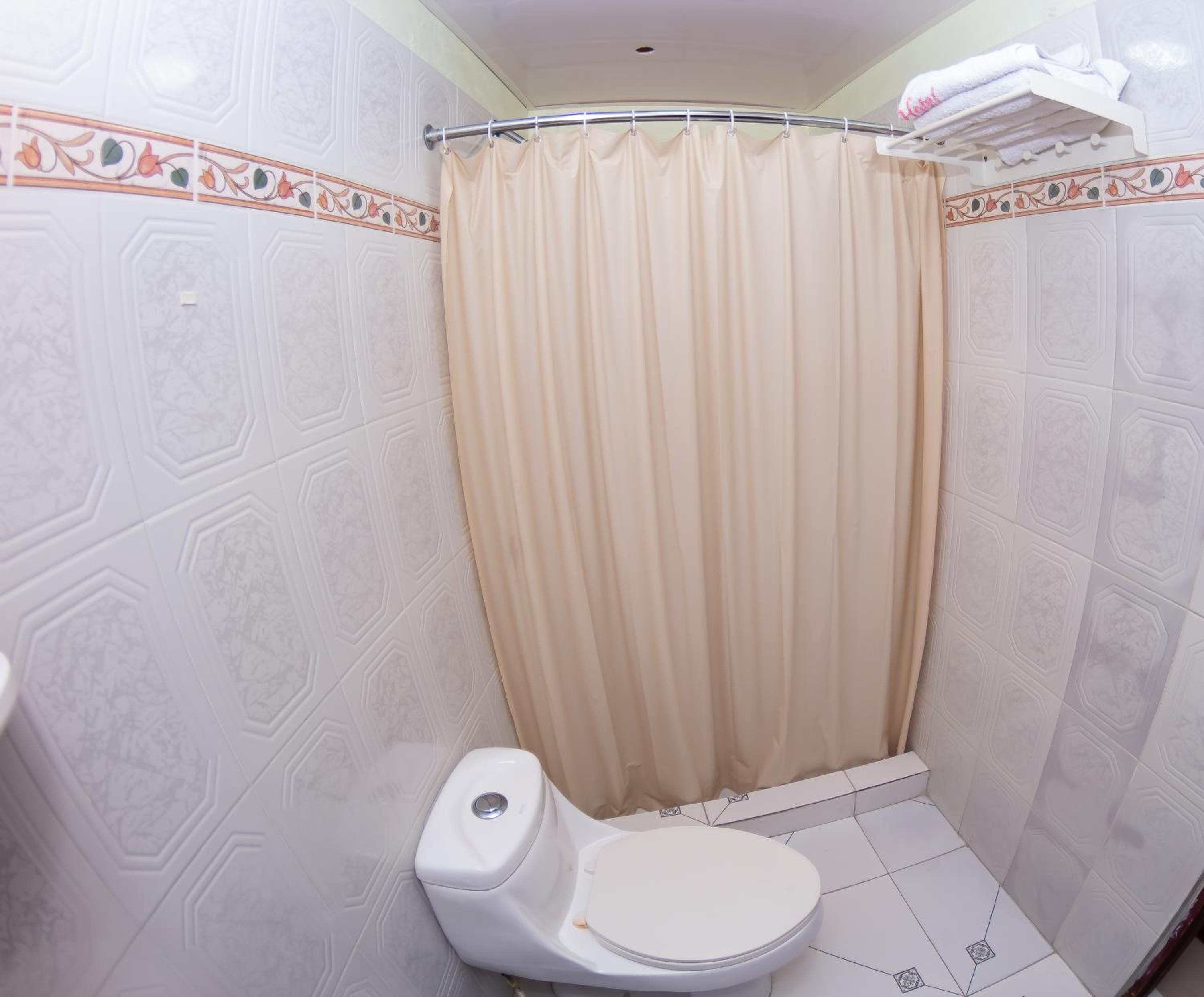 Small Single Room photo 2