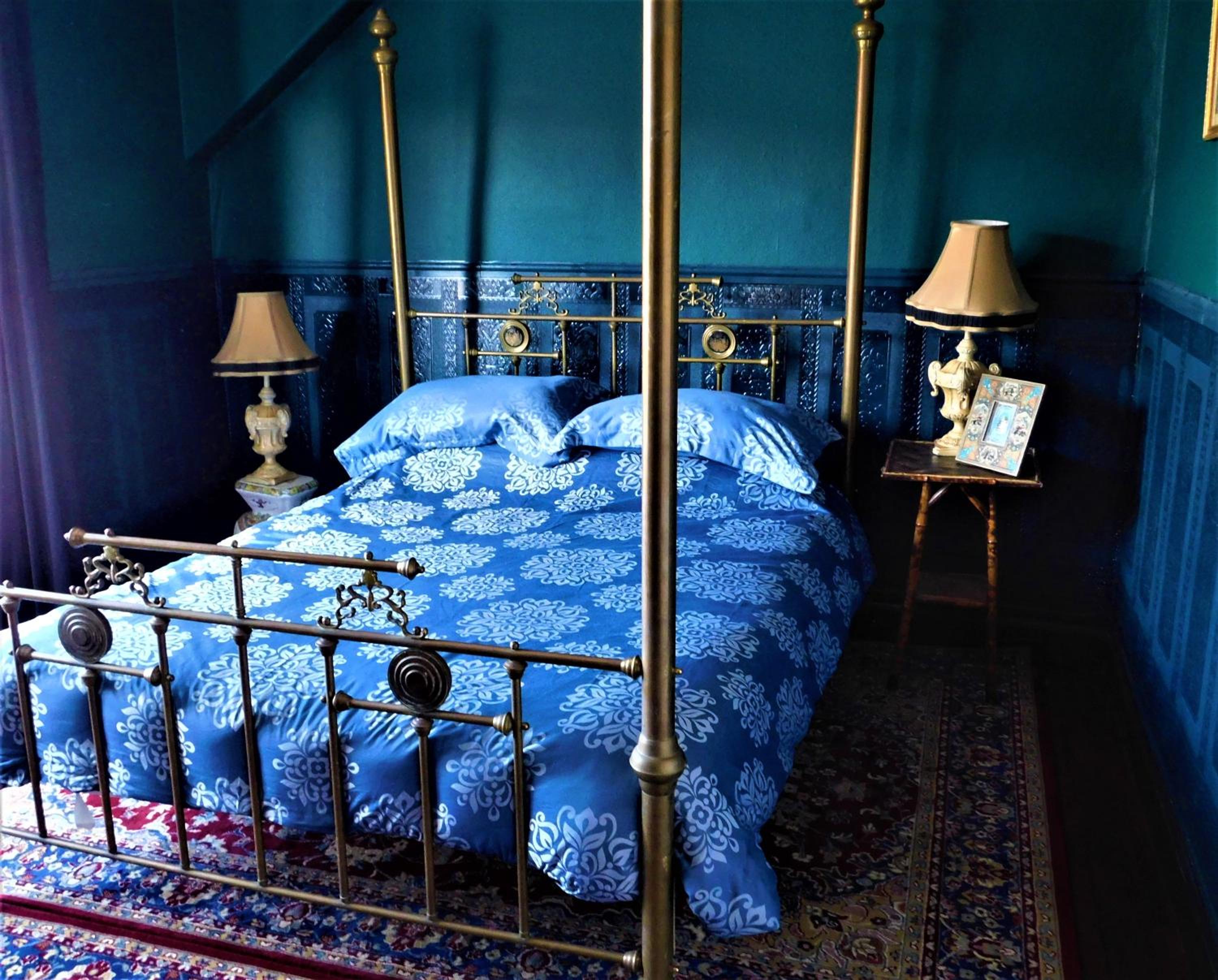 Deluxe King Room photo 2
