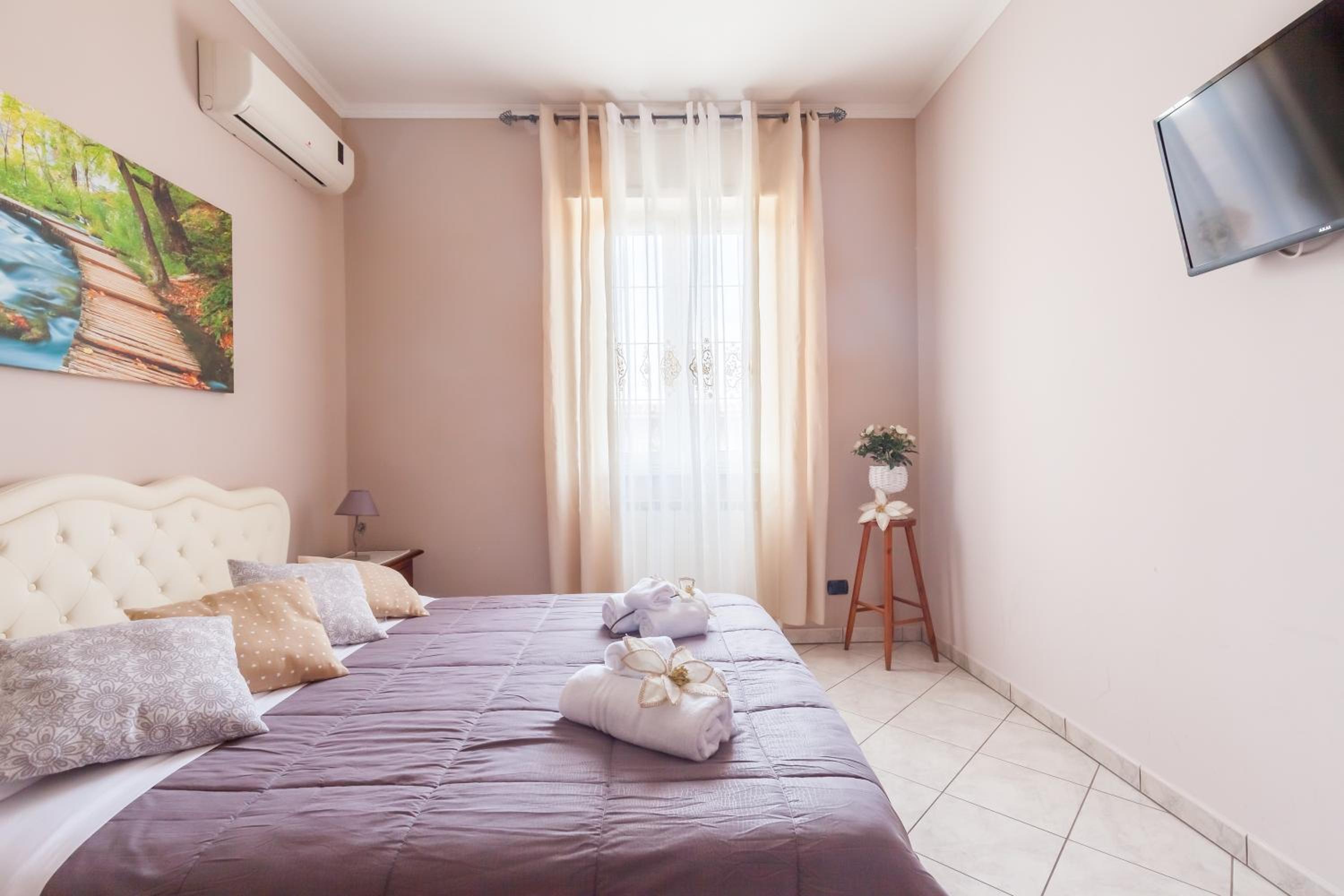 Two-Bedroom Apartment - Photo 46