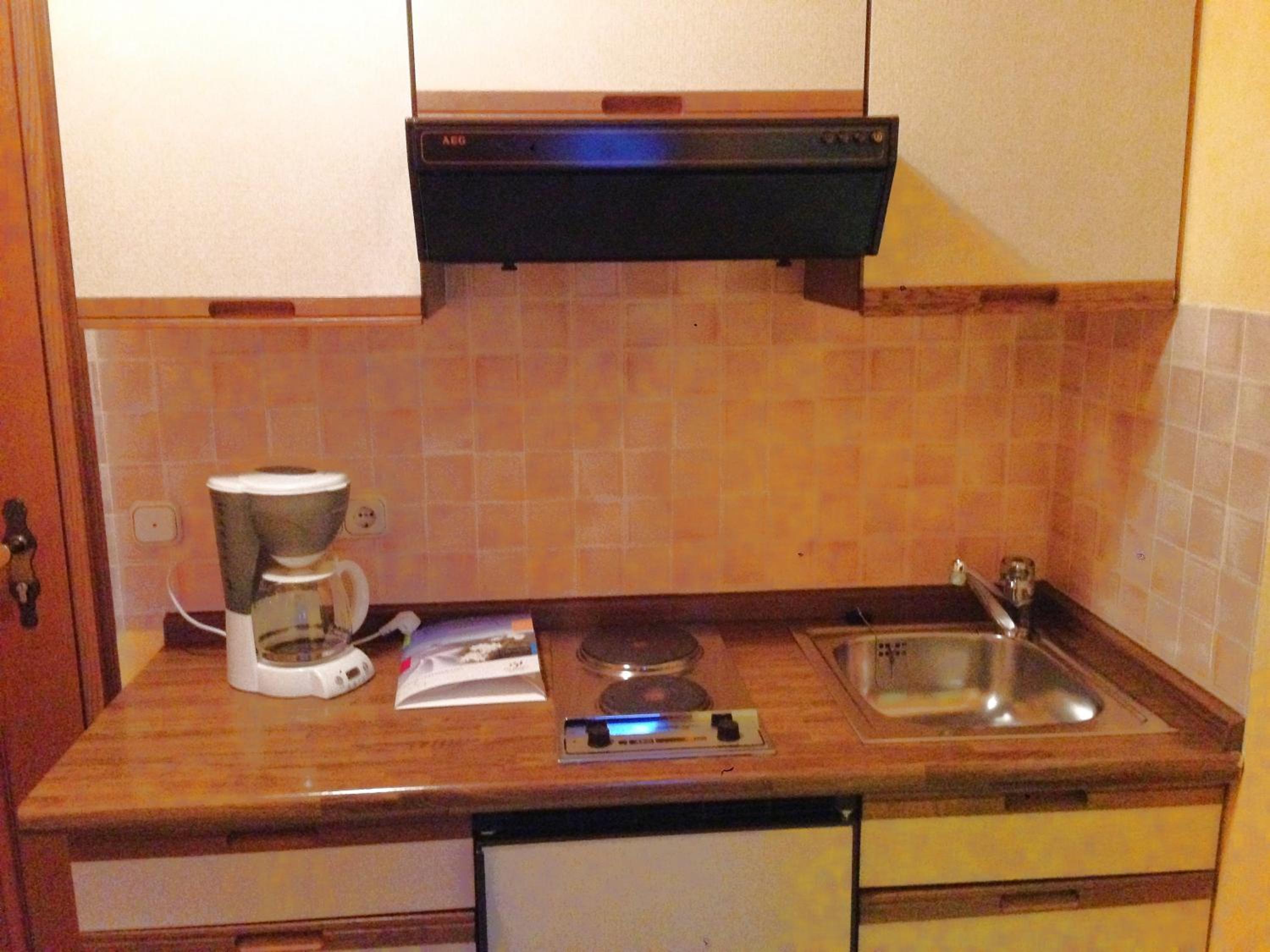 One-Bedroom Apartment (2 Adults) - Photo 5