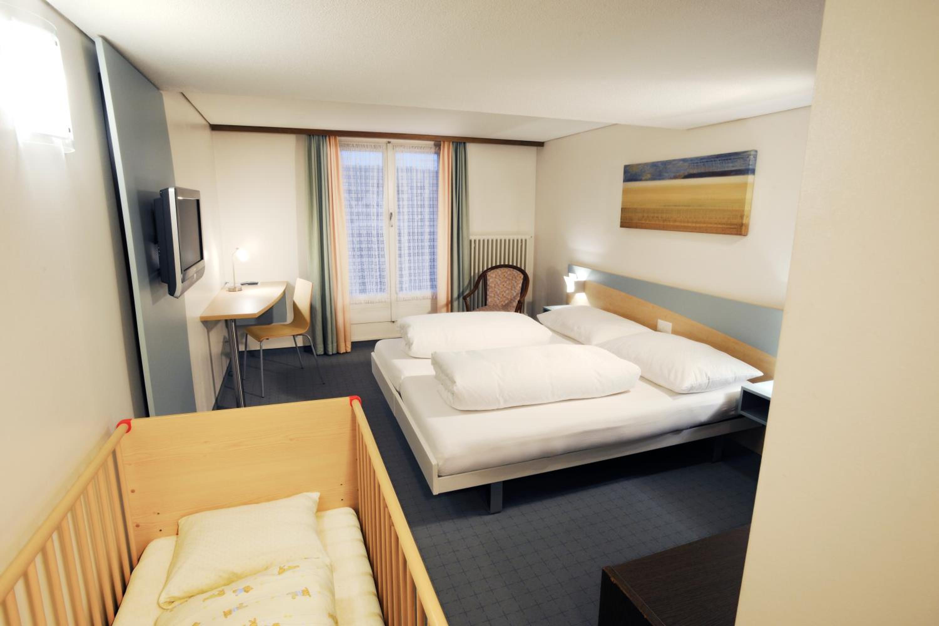 Double Room - Photo 3