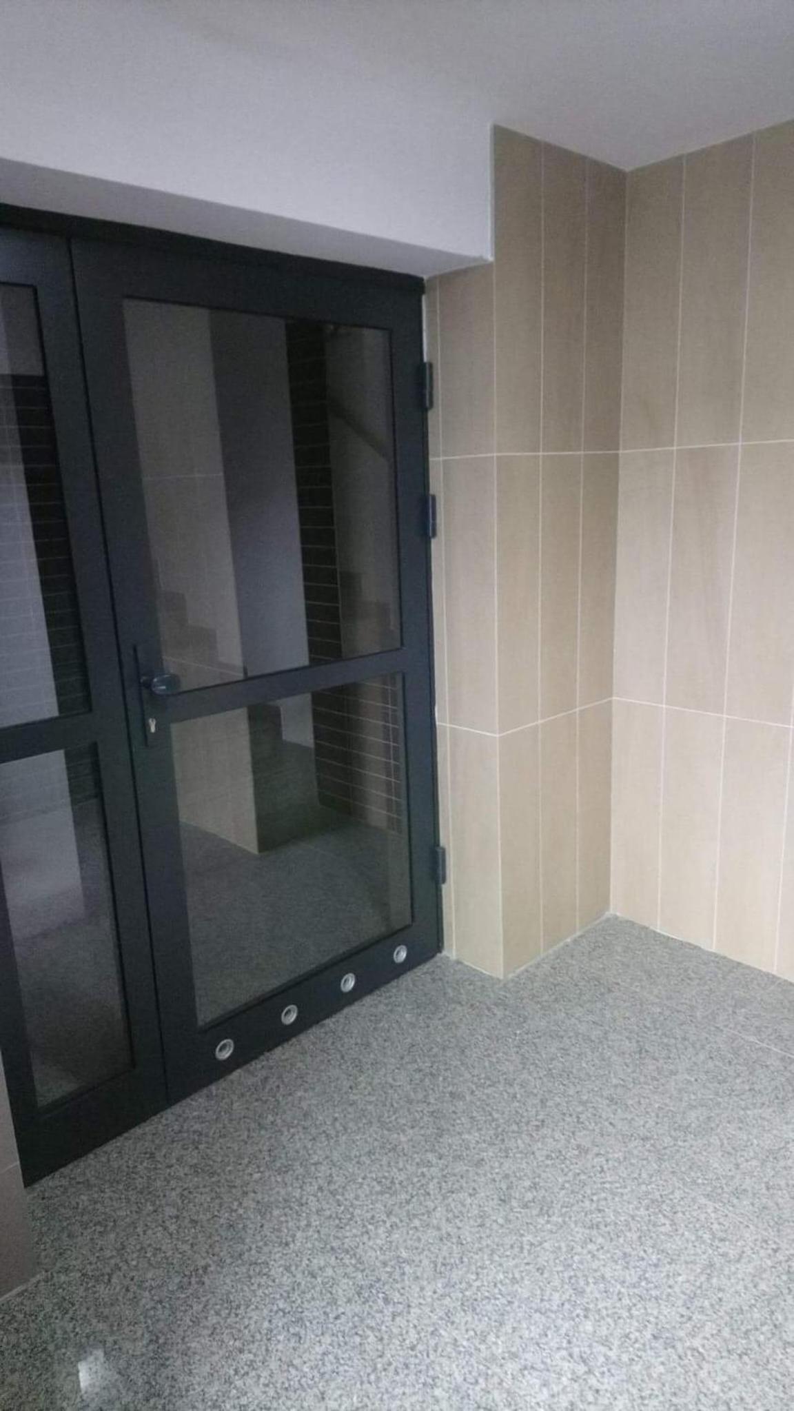 Apartment with Balcony photo 2
