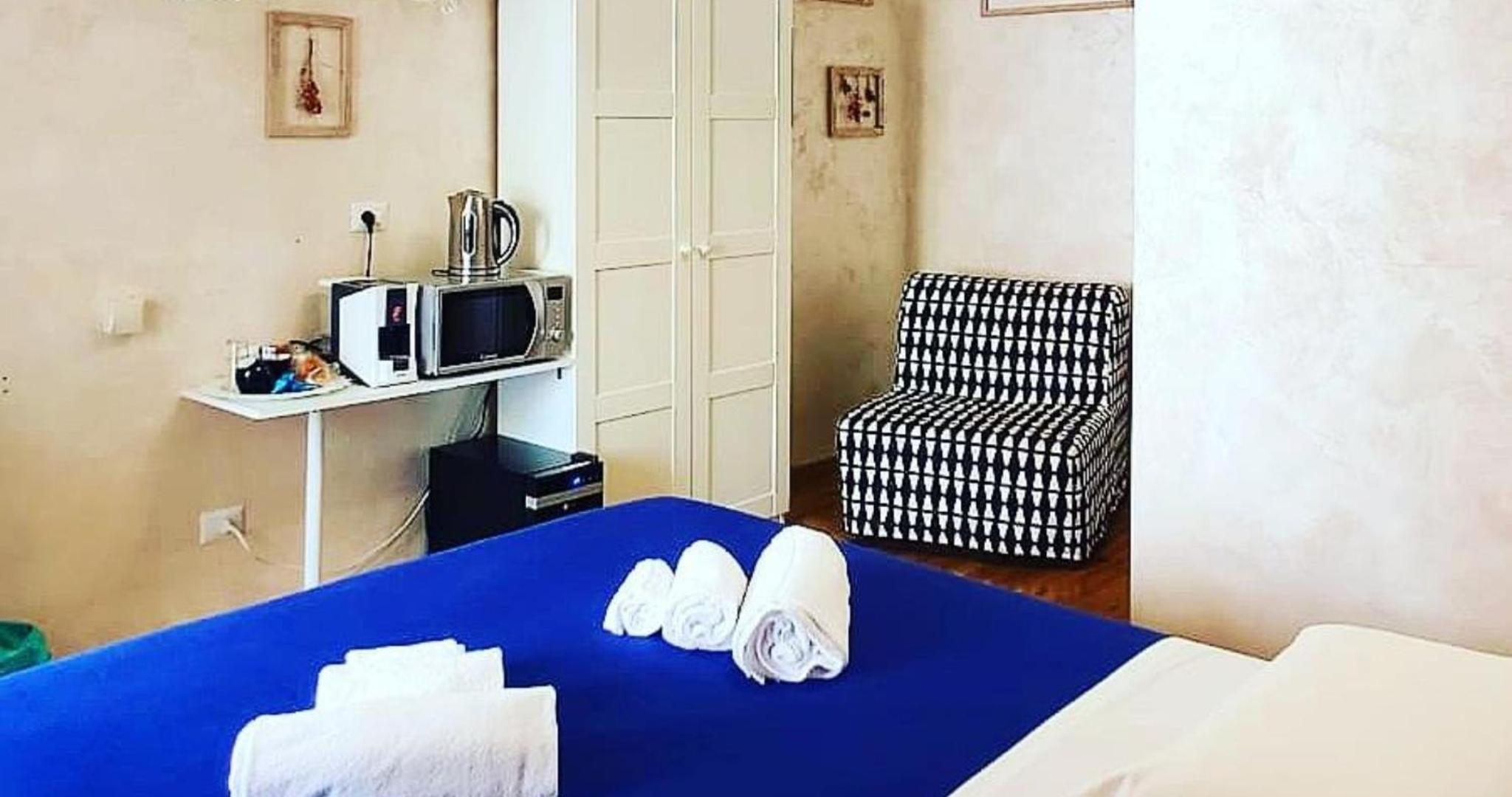 Triple Room