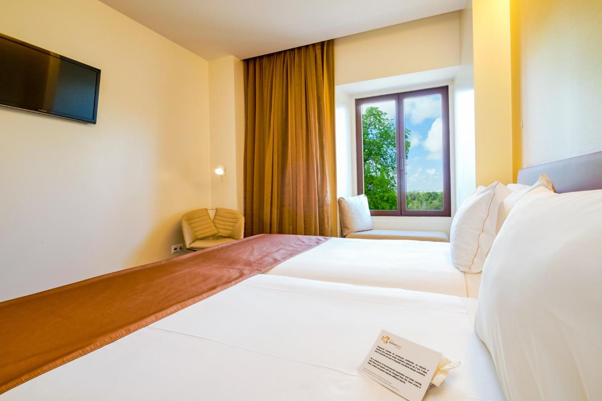 Available room
