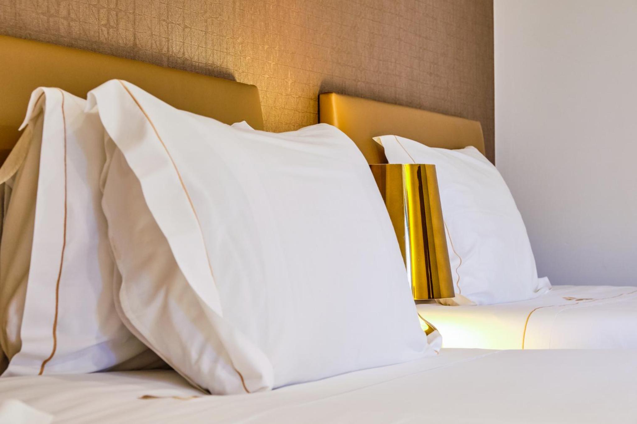 Double Room with Romantic Package