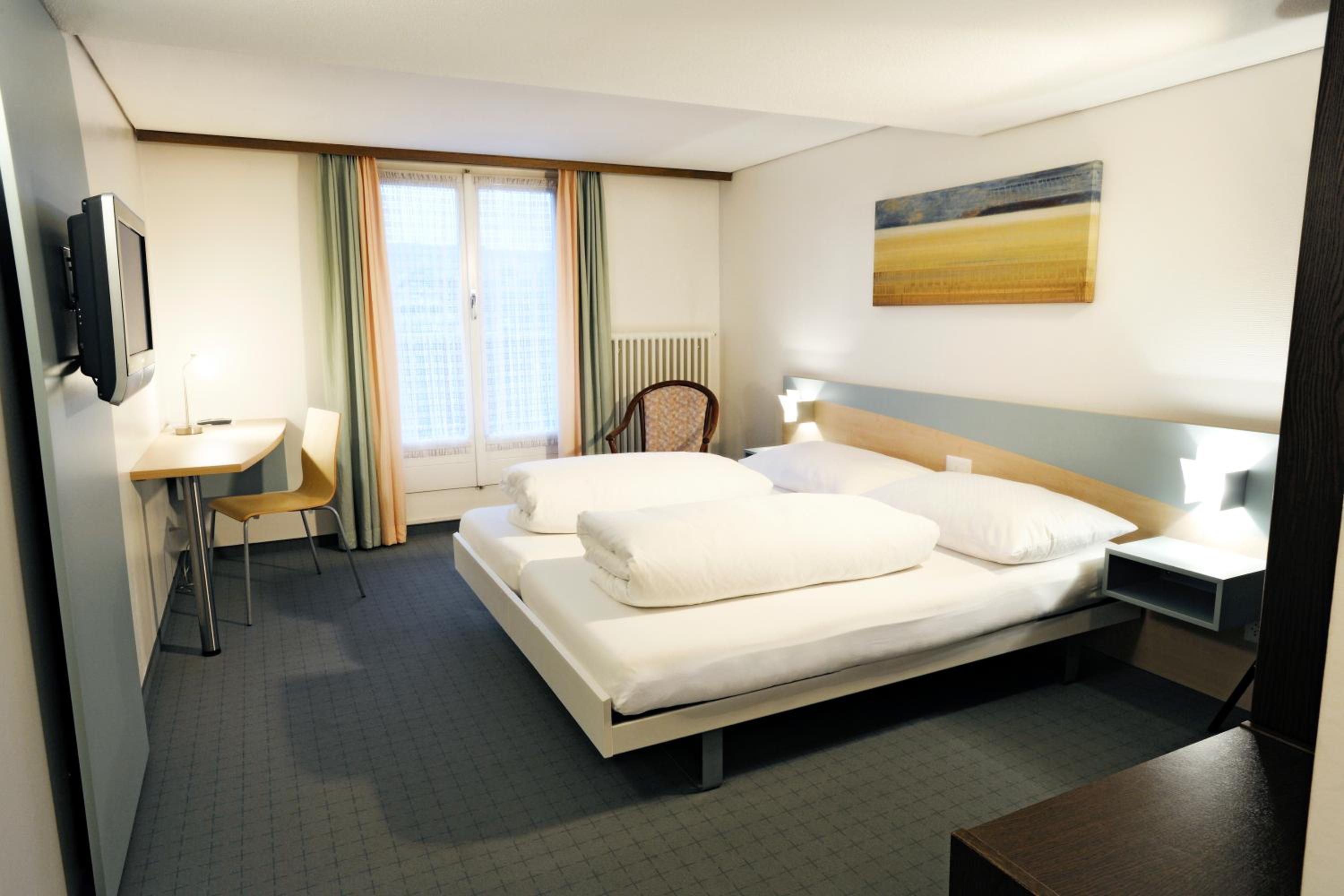 Double Room - Photo 5
