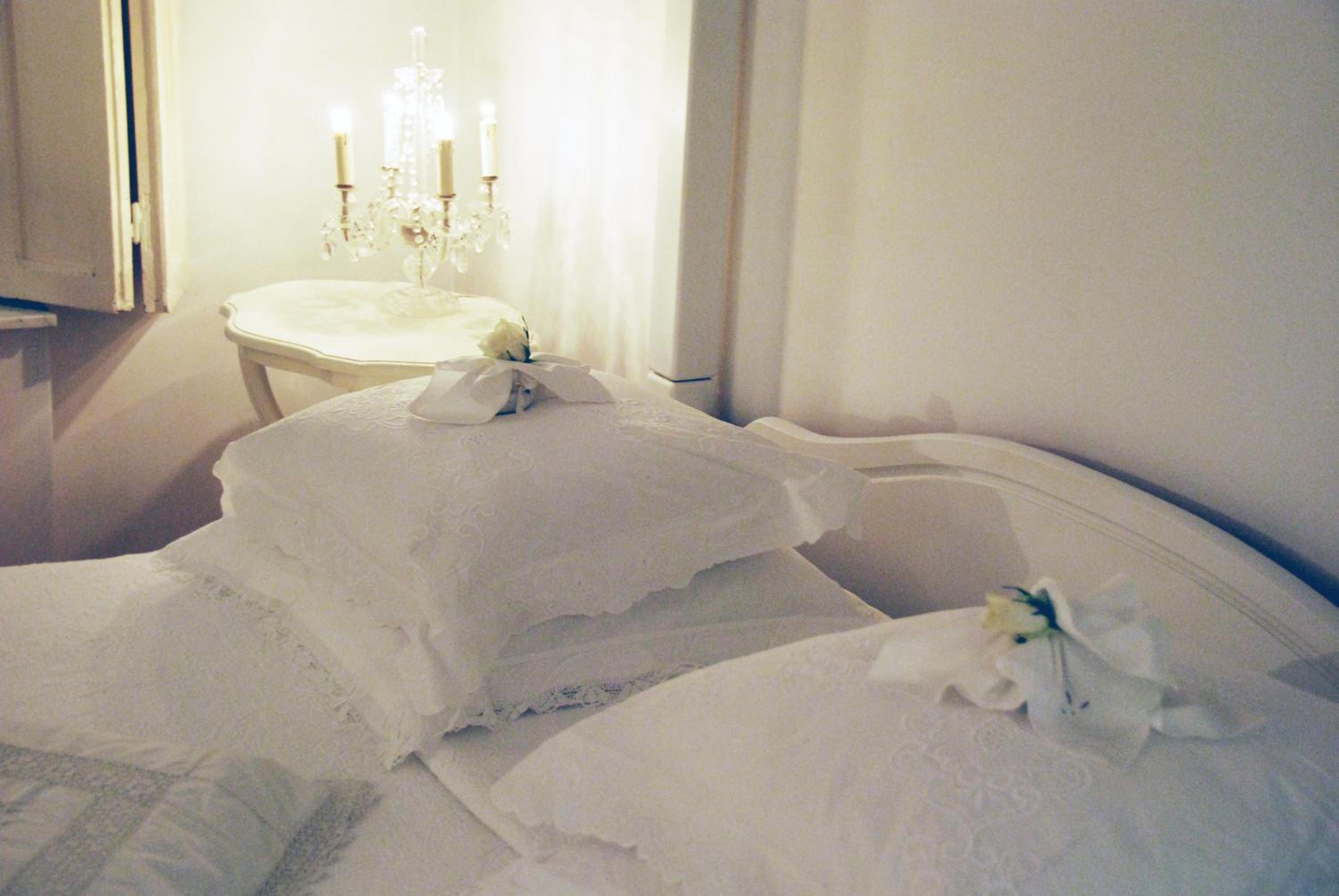 Suite - Photo 1